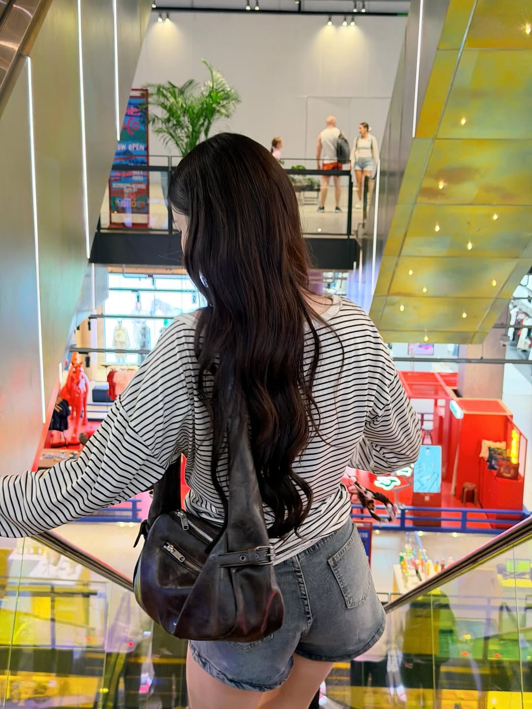 มุก - วรนิษฐ์ ถาวรวงศ์