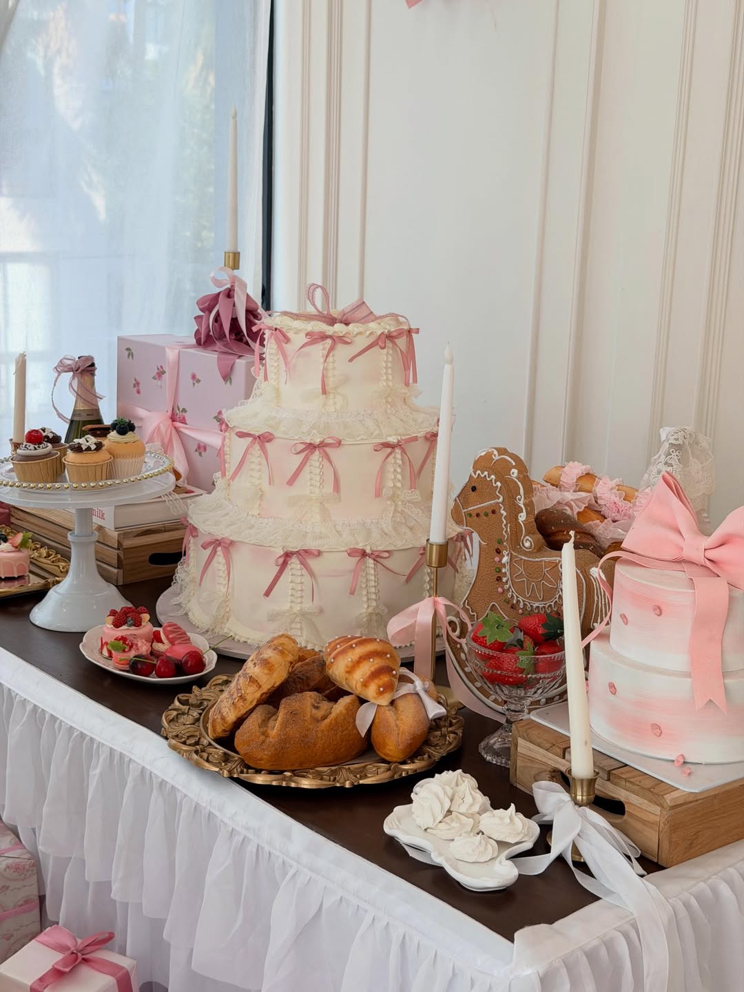 มุก - วรนิษฐ์ ถาวรวงศ์