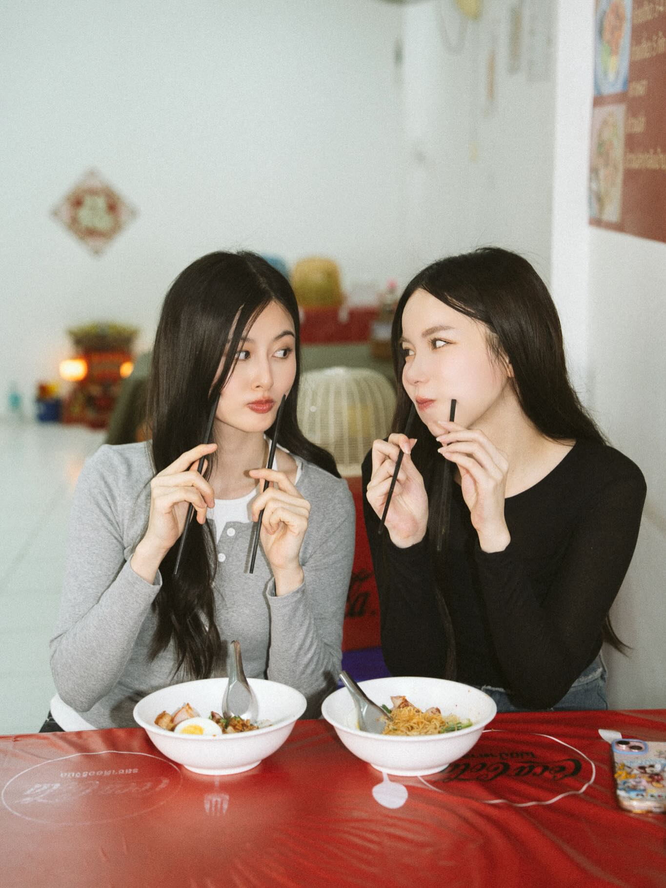 มุก - วรนิษฐ์ ถาวรวงศ์