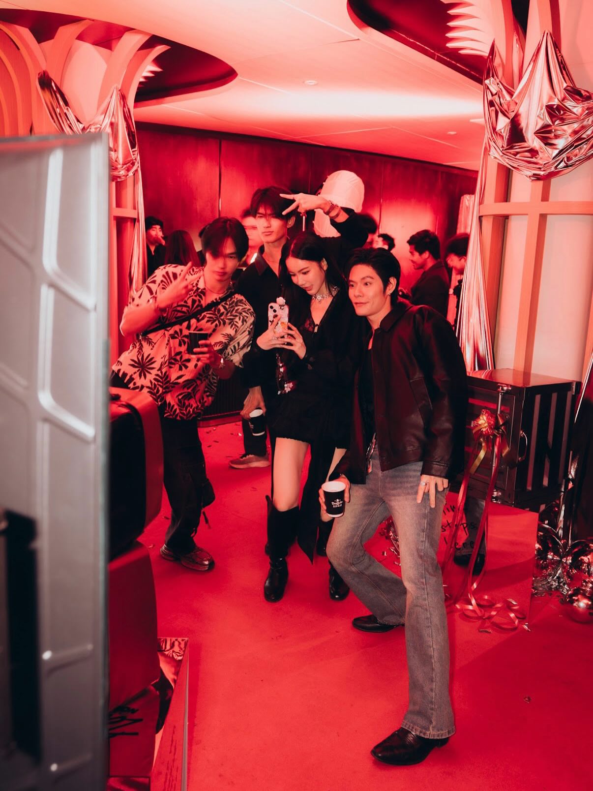 มุก - วรนิษฐ์ ถาวรวงศ์