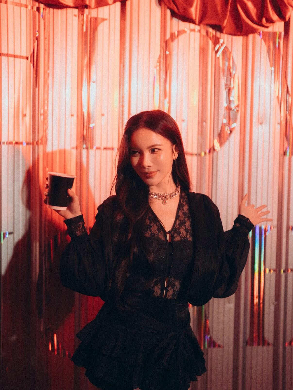 มุก - วรนิษฐ์ ถาวรวงศ์