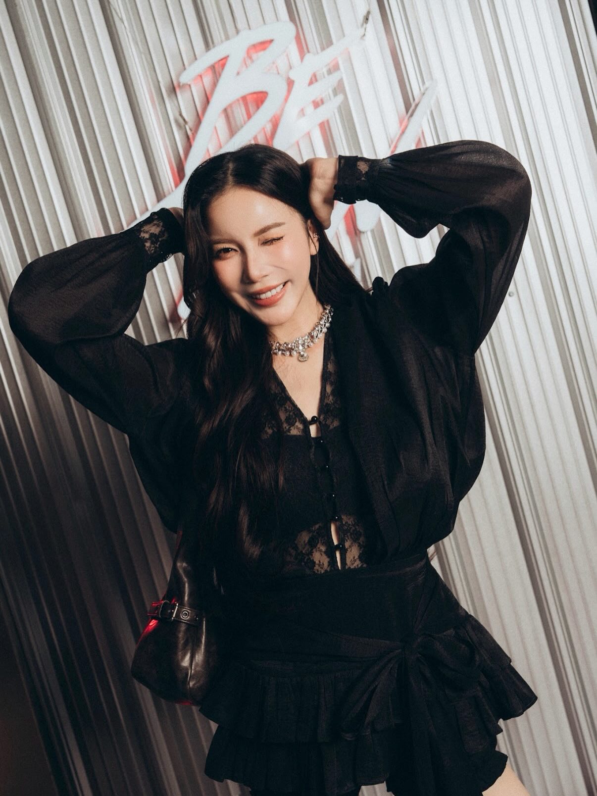 มุก - วรนิษฐ์ ถาวรวงศ์