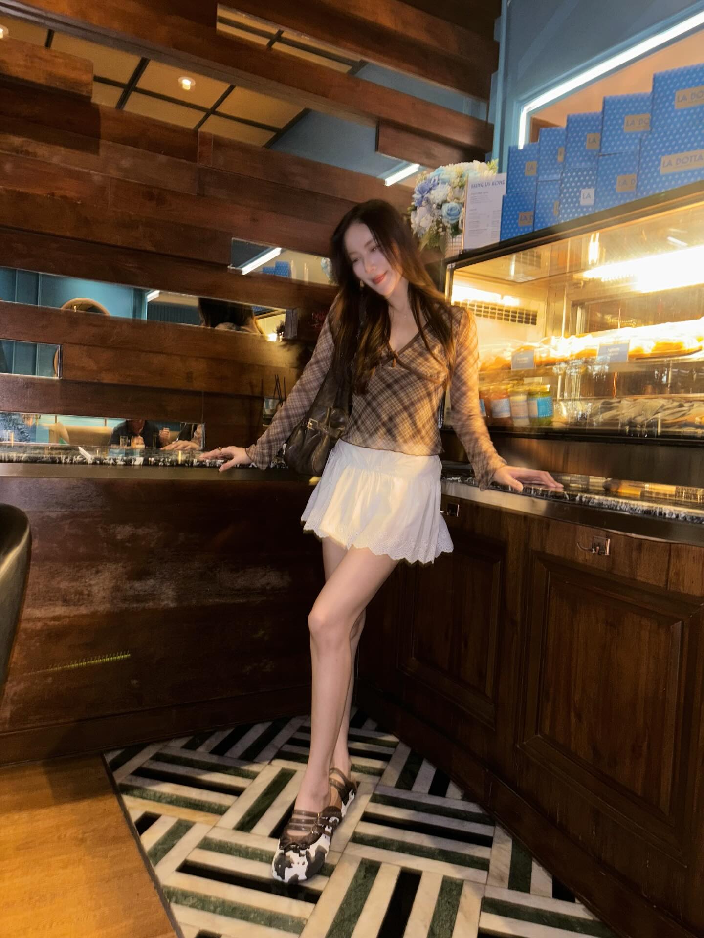 มุก - วรนิษฐ์ ถาวรวงศ์