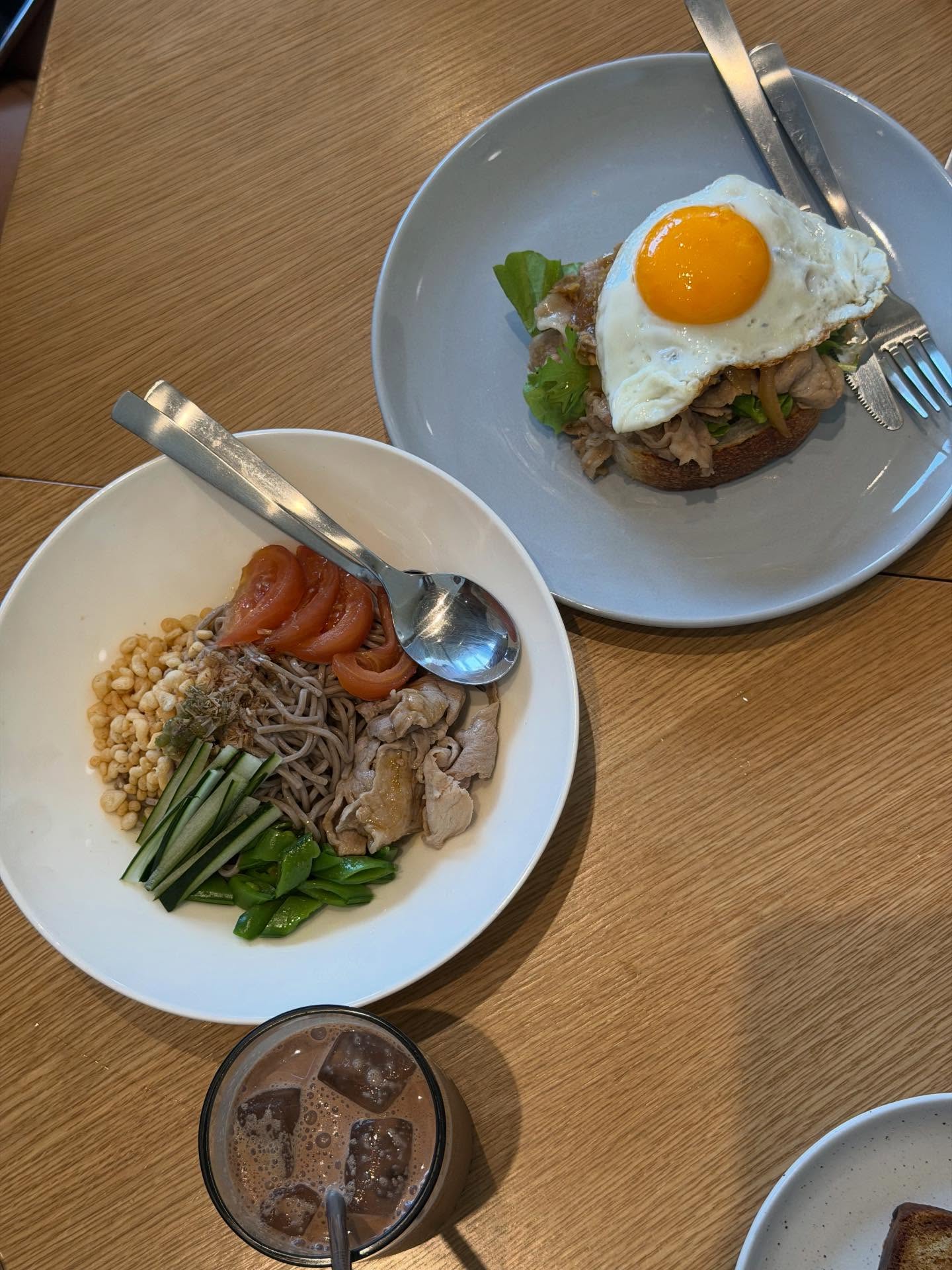 มุก - วรนิษฐ์ ถาวรวงศ์