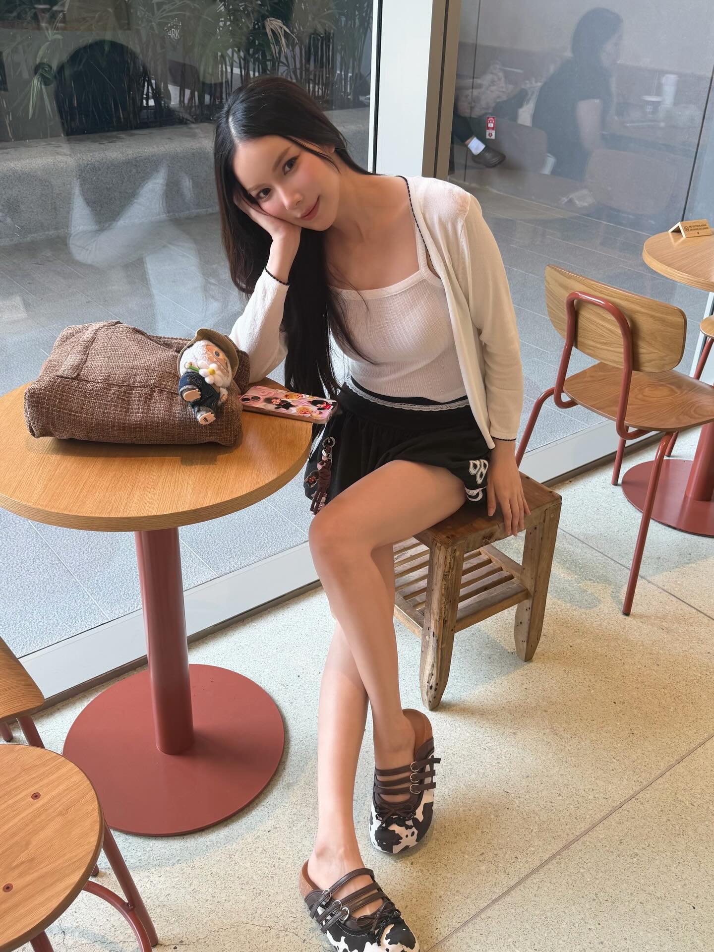 มุก - วรนิษฐ์ ถาวรวงศ์