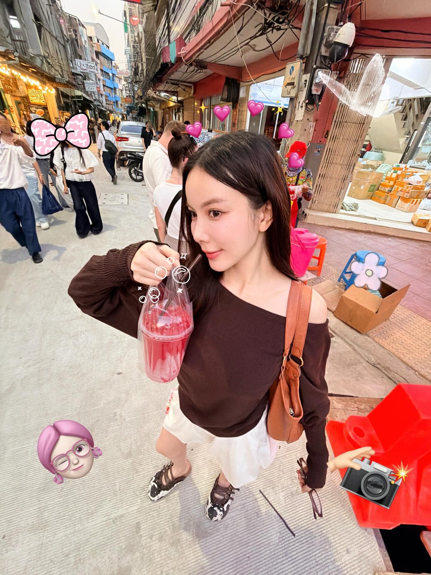 มุก - วรนิษฐ์ ถาวรวงศ์