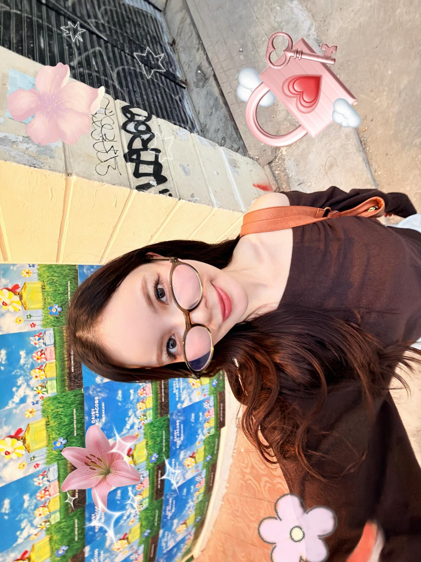 มุก - วรนิษฐ์ ถาวรวงศ์