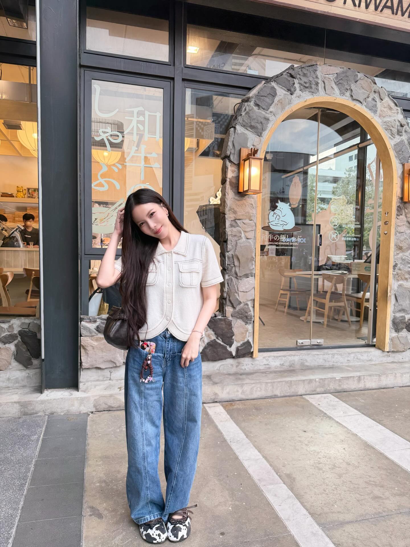 มุก - วรนิษฐ์ ถาวรวงศ์