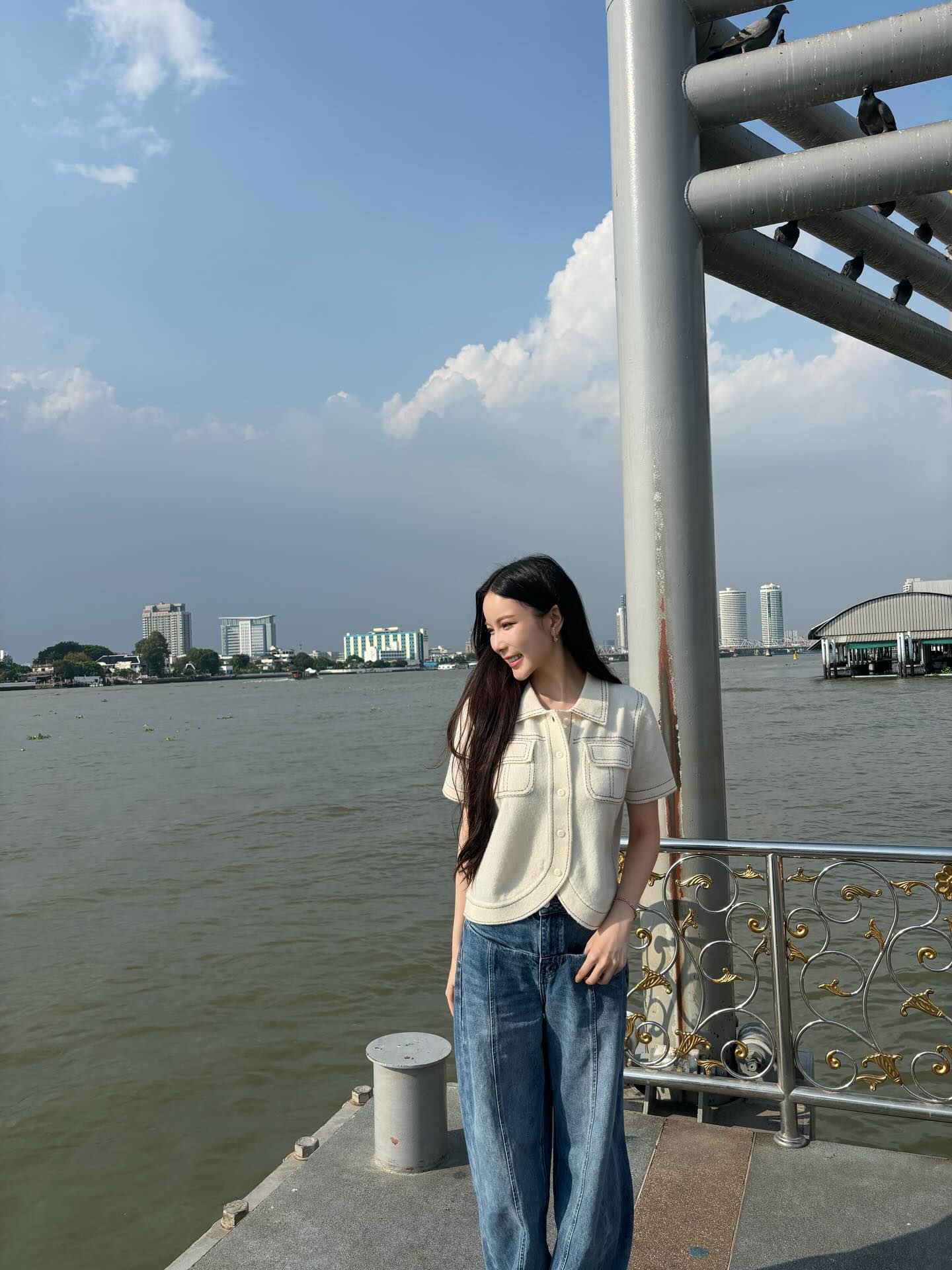 มุก - วรนิษฐ์ ถาวรวงศ์