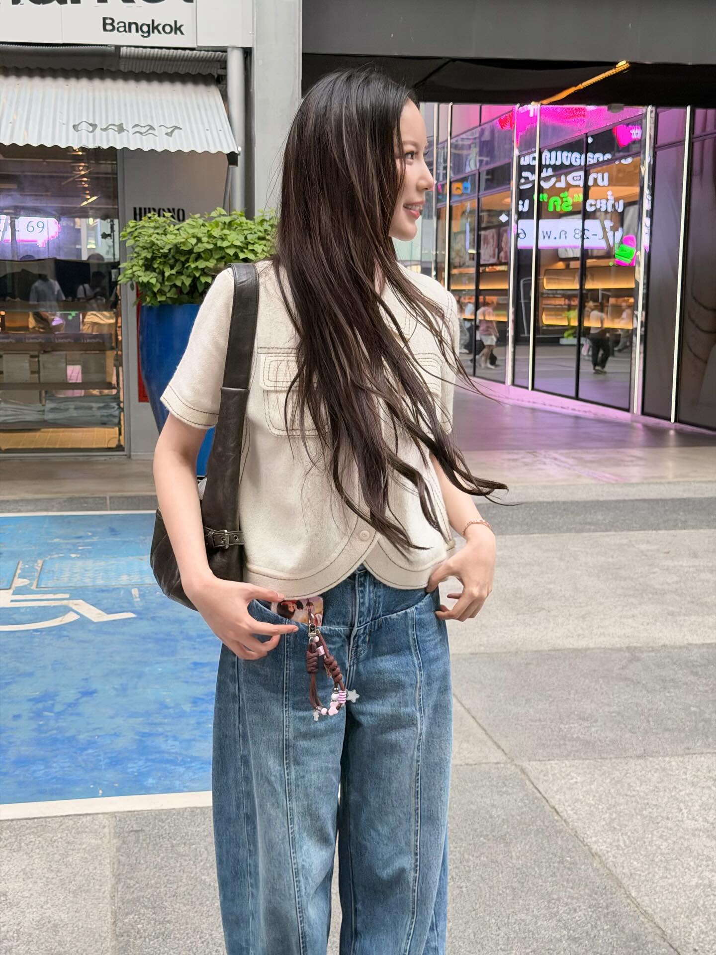 มุก - วรนิษฐ์ ถาวรวงศ์