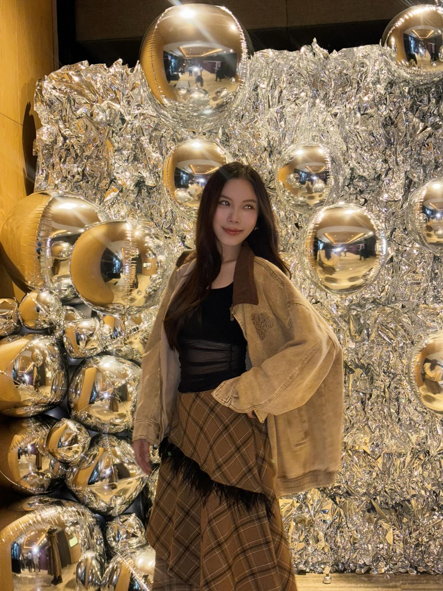 มุก - วรนิษฐ์ ถาวรวงศ์