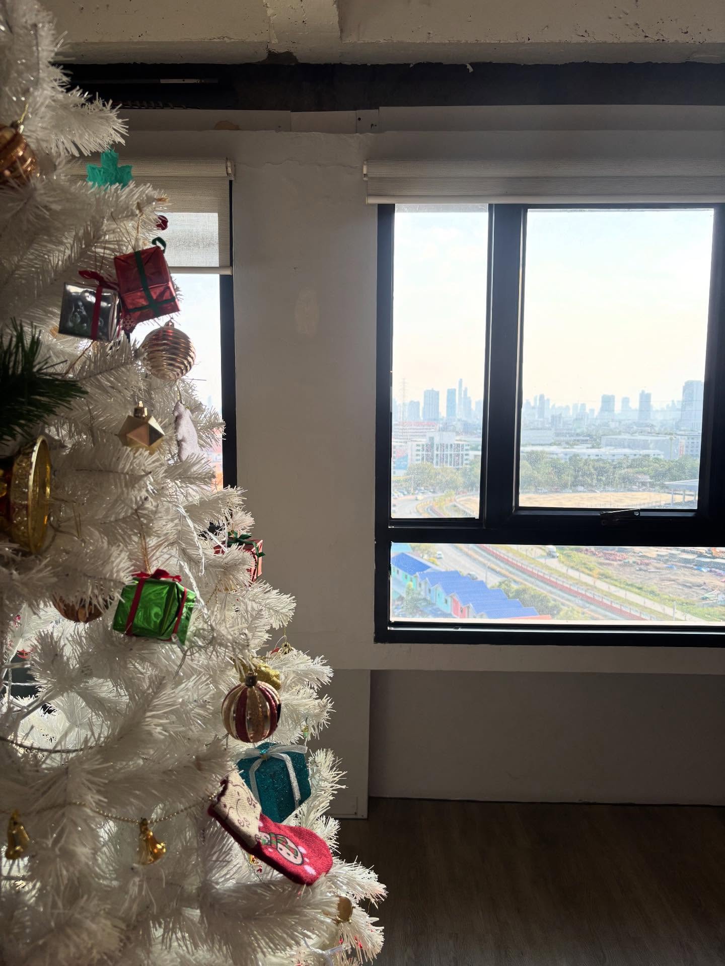 มุก - วรนิษฐ์ ถาวรวงศ์