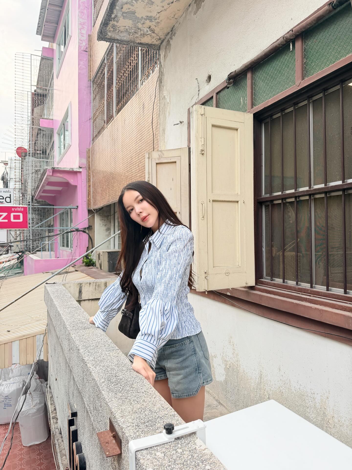 มุก - วรนิษฐ์ ถาวรวงศ์