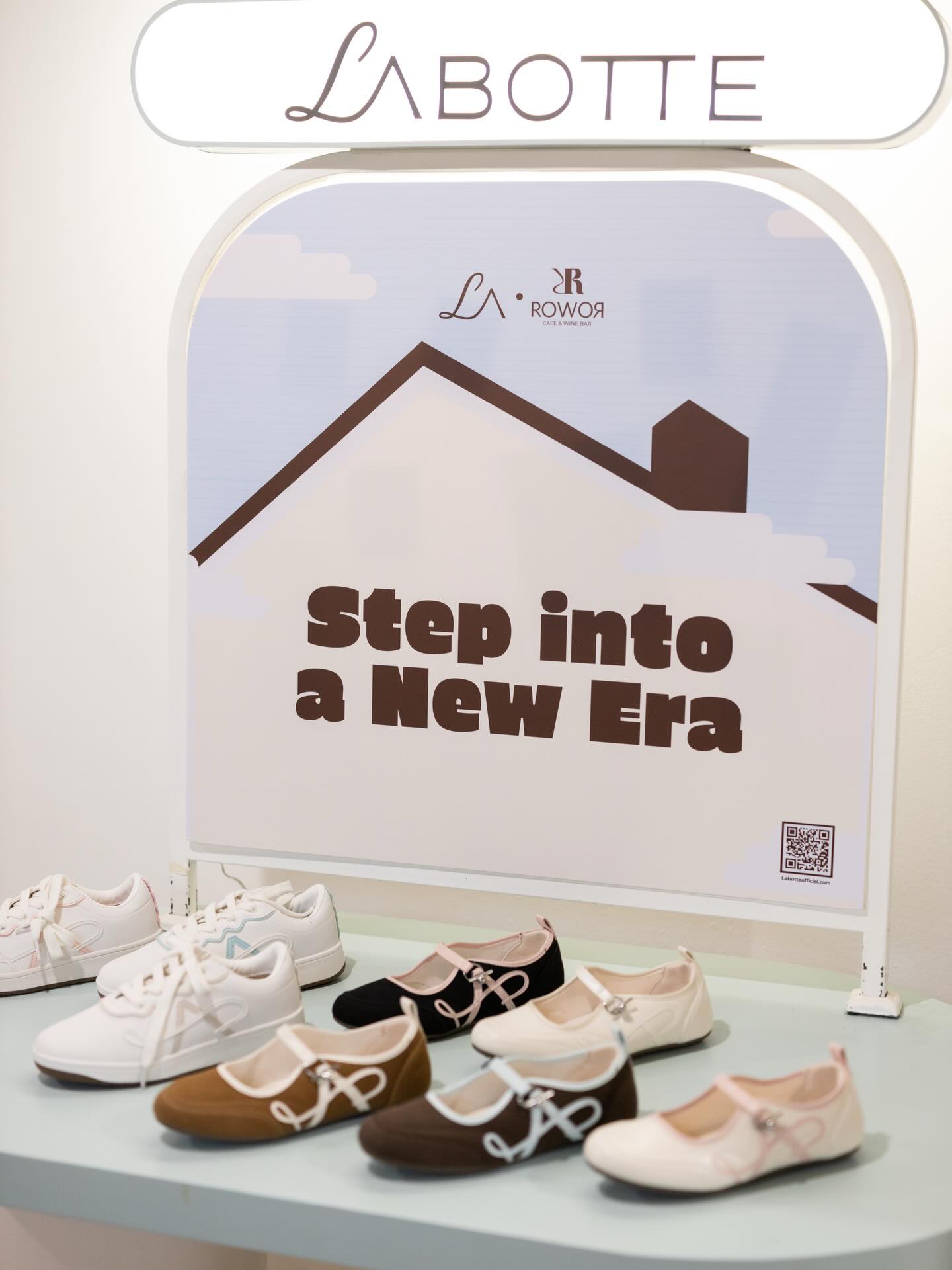 มุก - วรนิษฐ์ ถาวรวงศ์