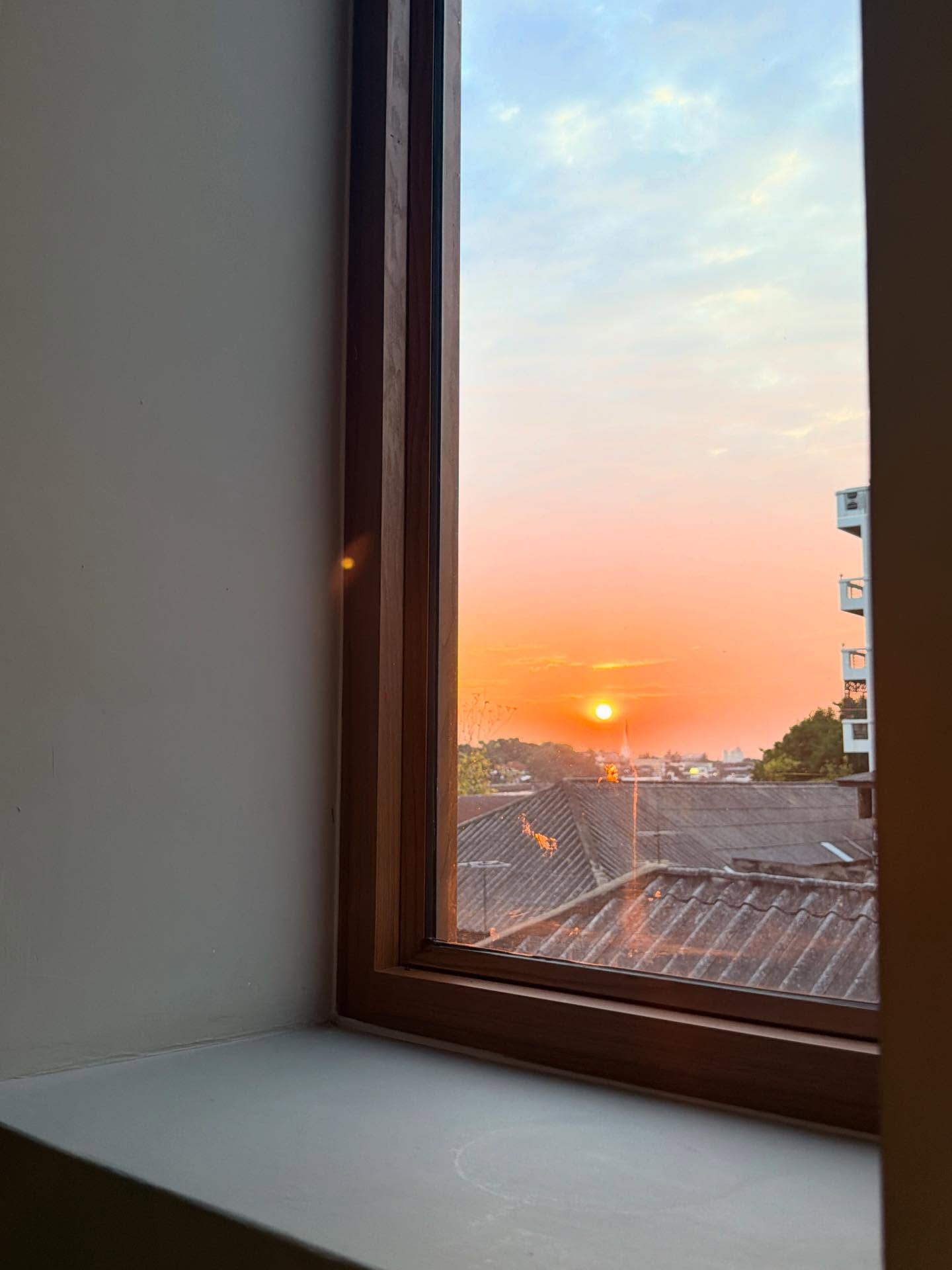 มุก - วรนิษฐ์ ถาวรวงศ์