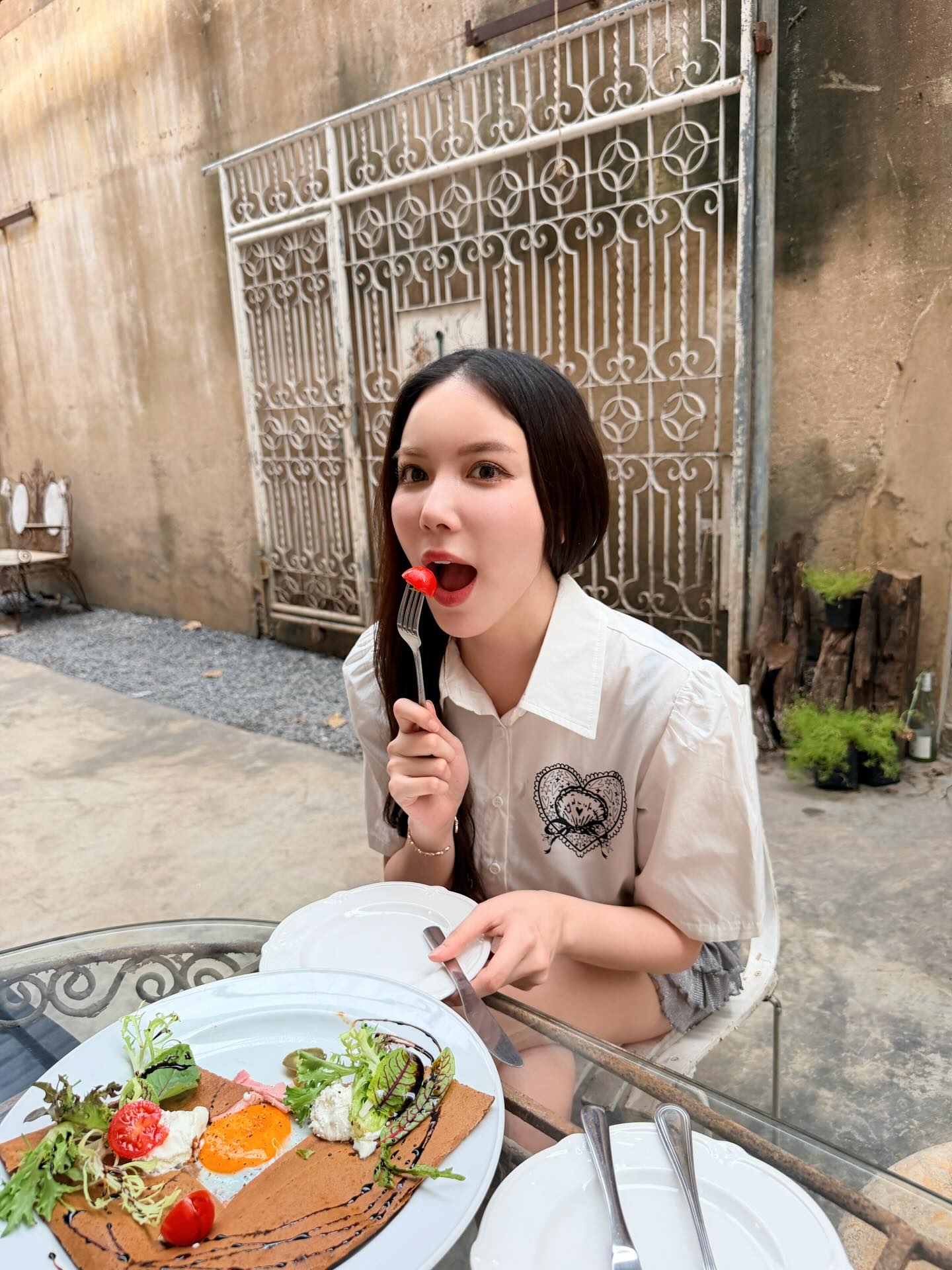 มุก - วรนิษฐ์ ถาวรวงศ์