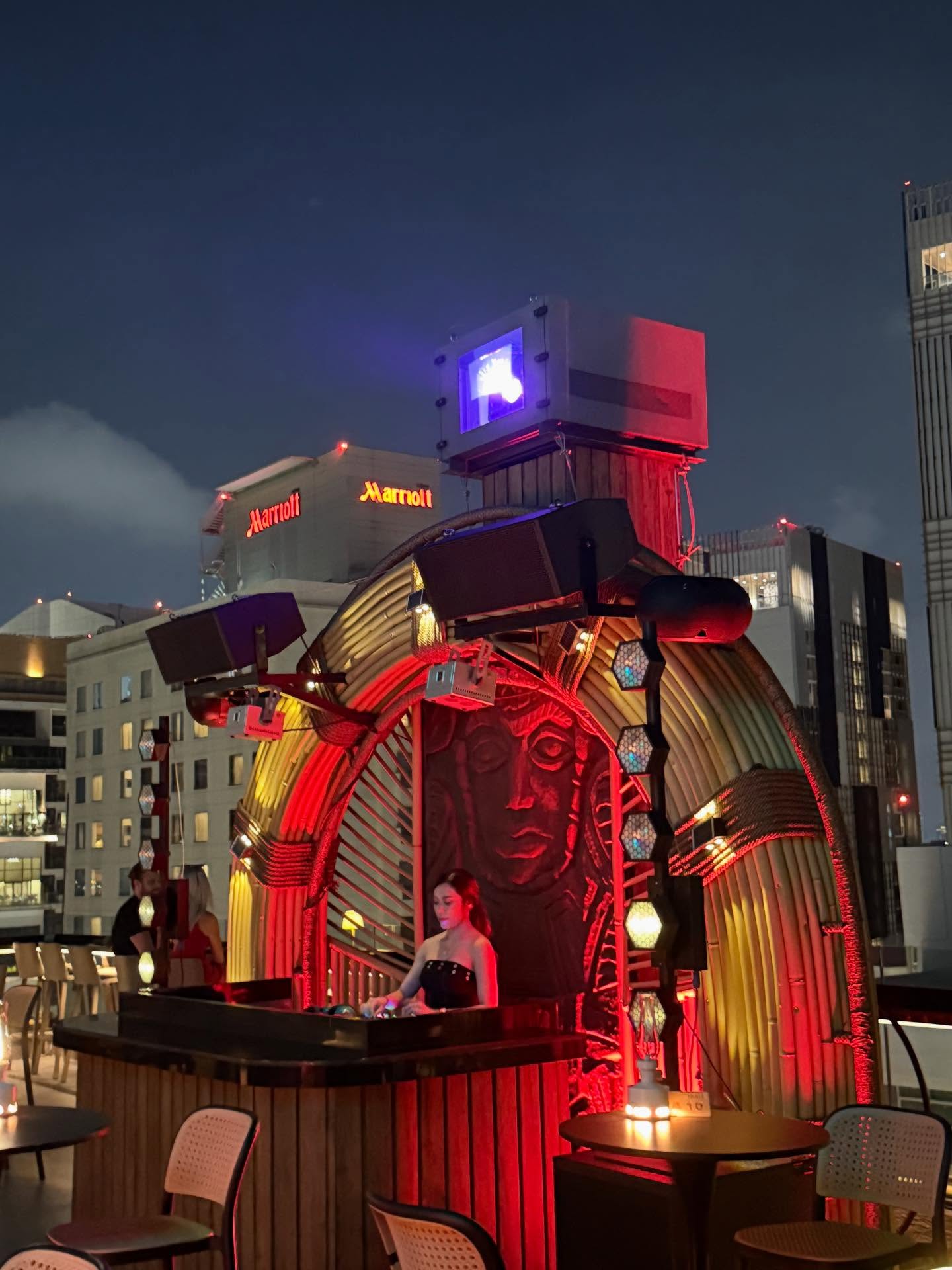 มุก - วรนิษฐ์ ถาวรวงศ์