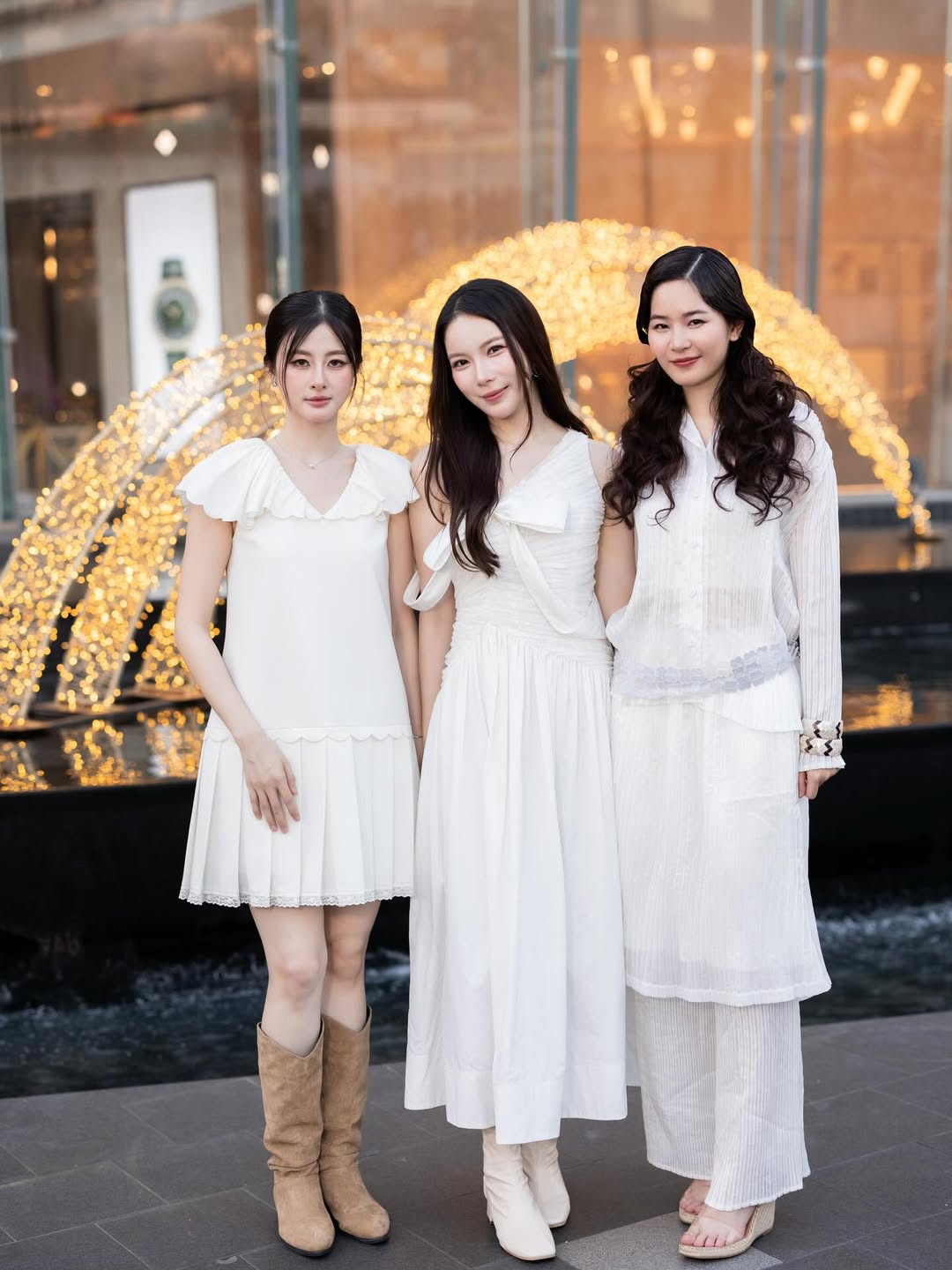 มุก - วรนิษฐ์ ถาวรวงศ์