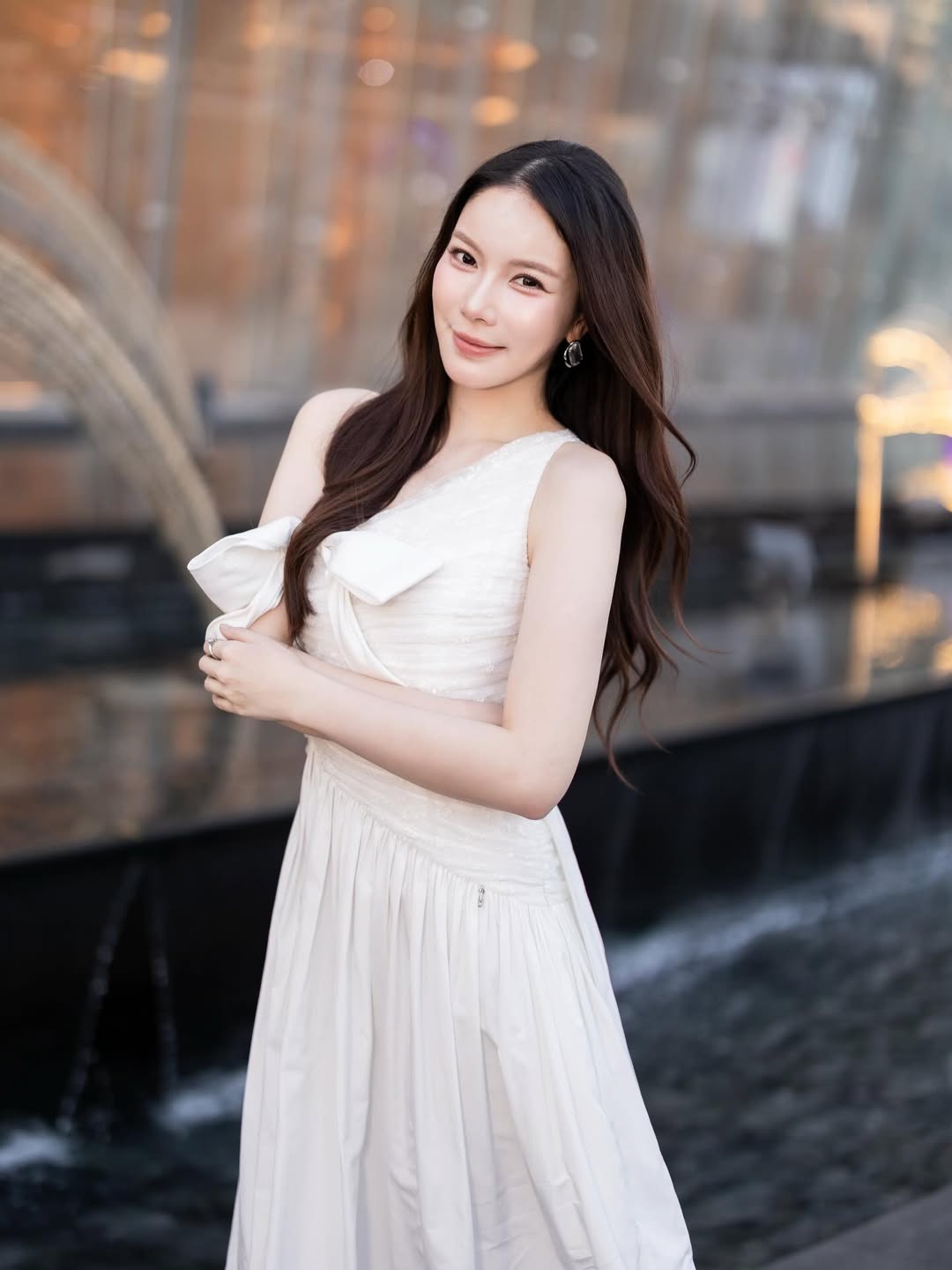 มุก - วรนิษฐ์ ถาวรวงศ์