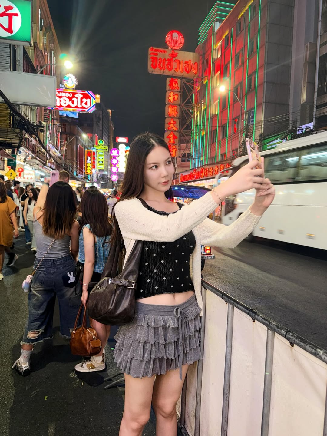 มุก - วรนิษฐ์ ถาวรวงศ์