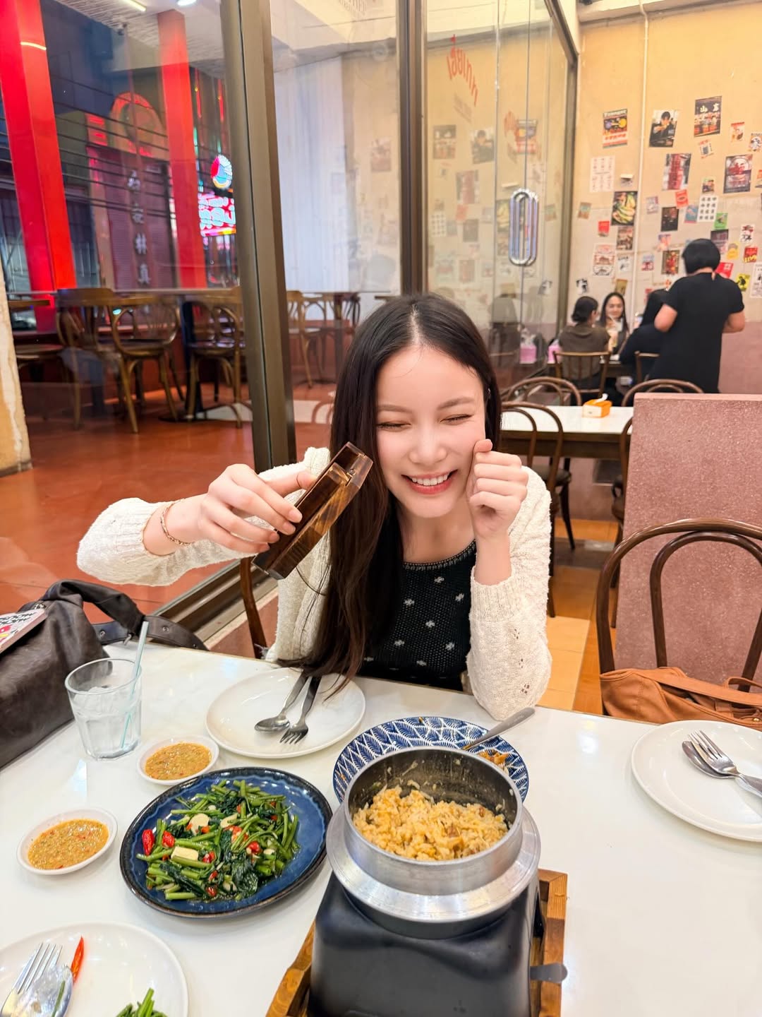 มุก - วรนิษฐ์ ถาวรวงศ์