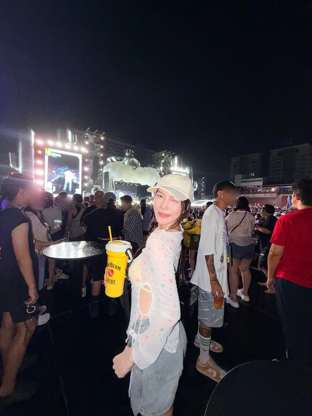 มุก - วรนิษฐ์ ถาวรวงศ์