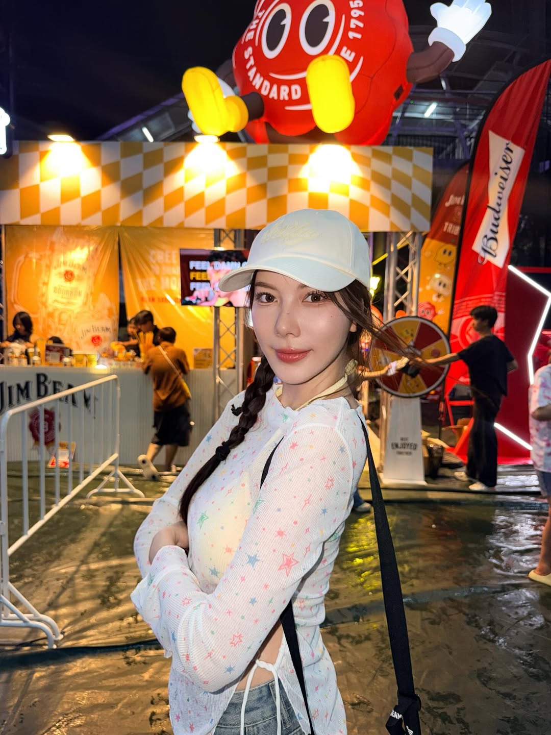 มุก - วรนิษฐ์ ถาวรวงศ์