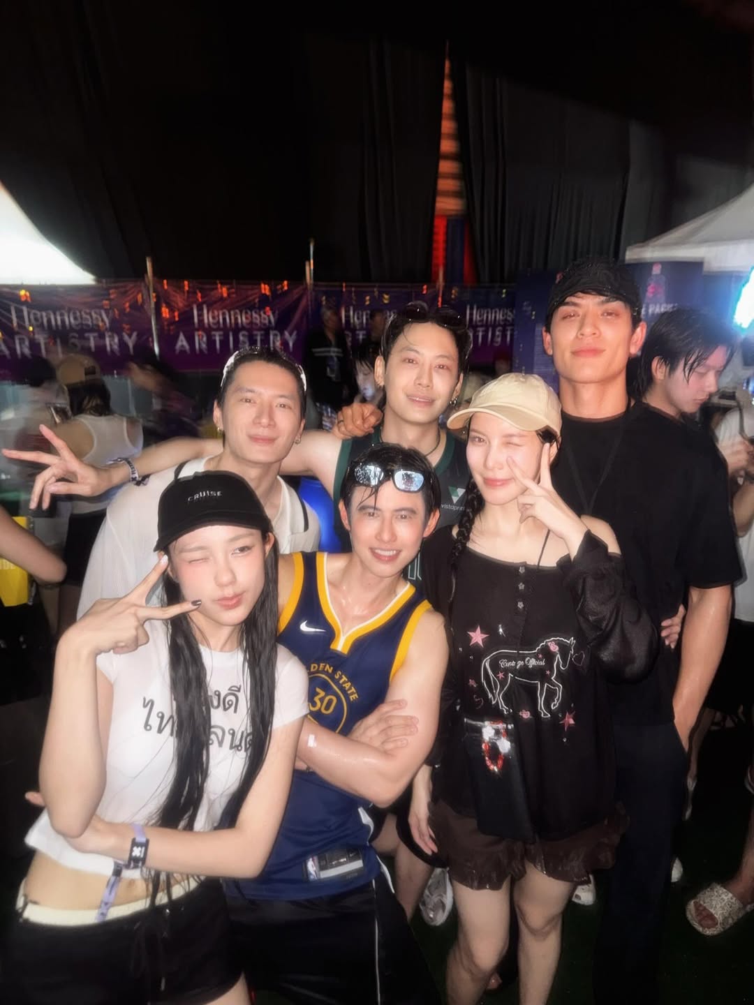 มุก - วรนิษฐ์ ถาวรวงศ์