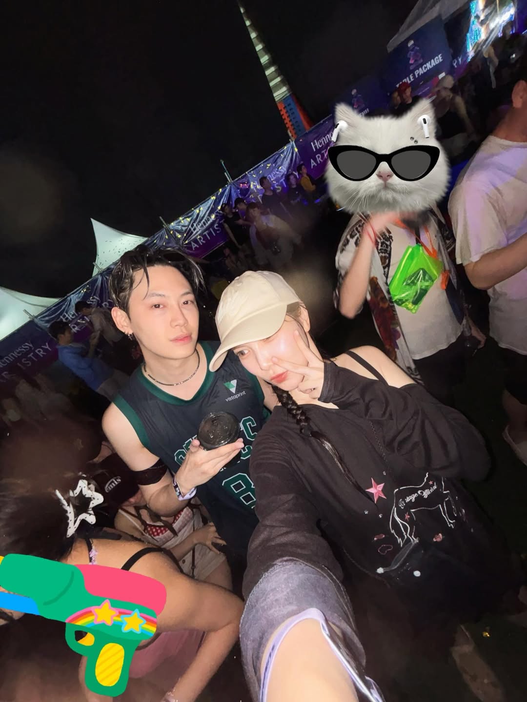 มุก - วรนิษฐ์ ถาวรวงศ์