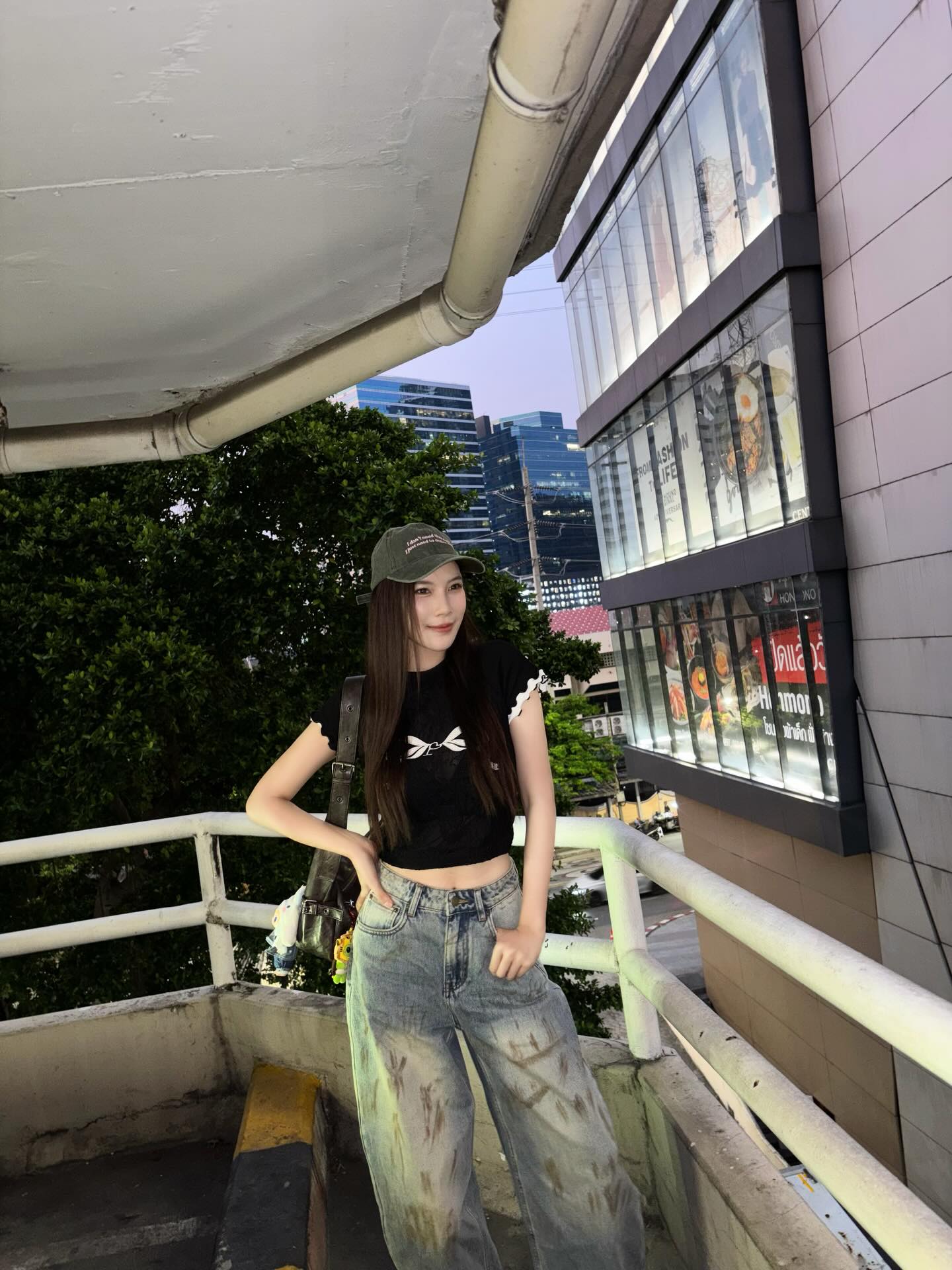 มุก - วรนิษฐ์ ถาวรวงศ์