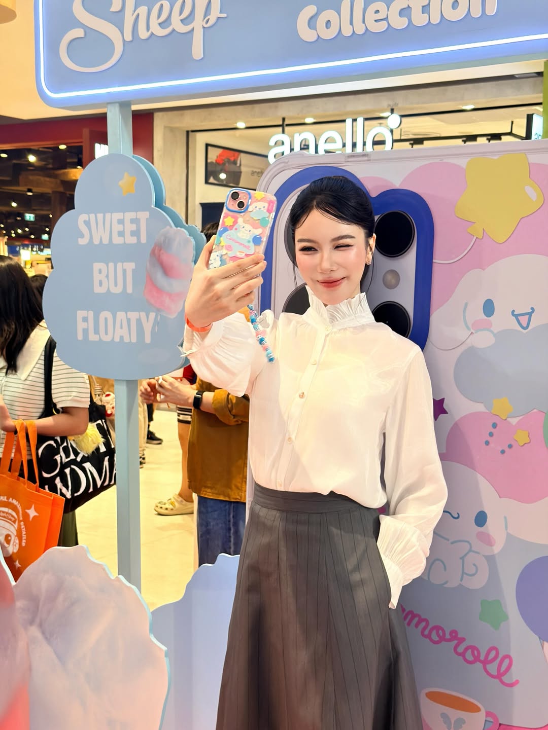 มุก - วรนิษฐ์ ถาวรวงศ์