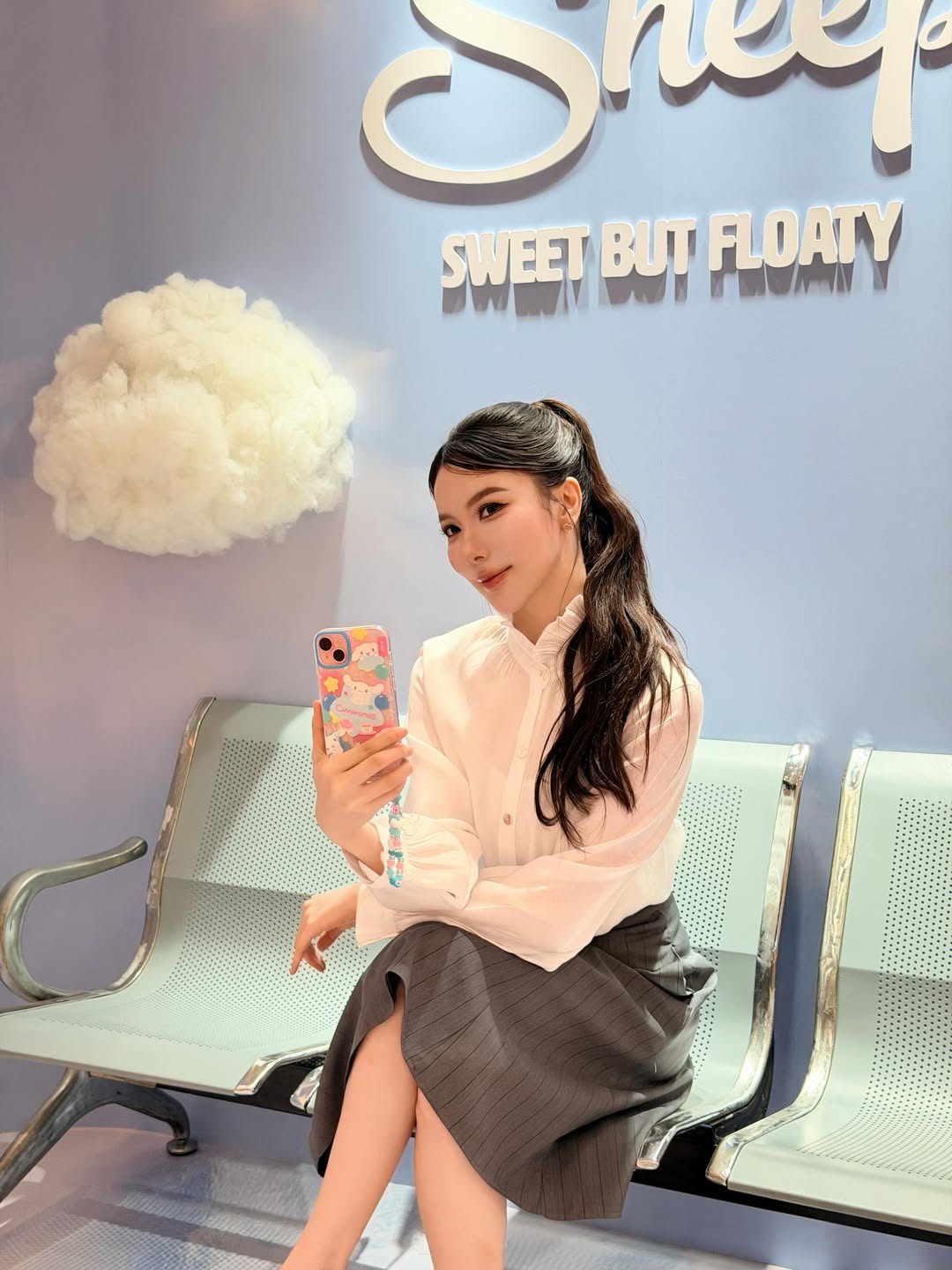 มุก - วรนิษฐ์ ถาวรวงศ์