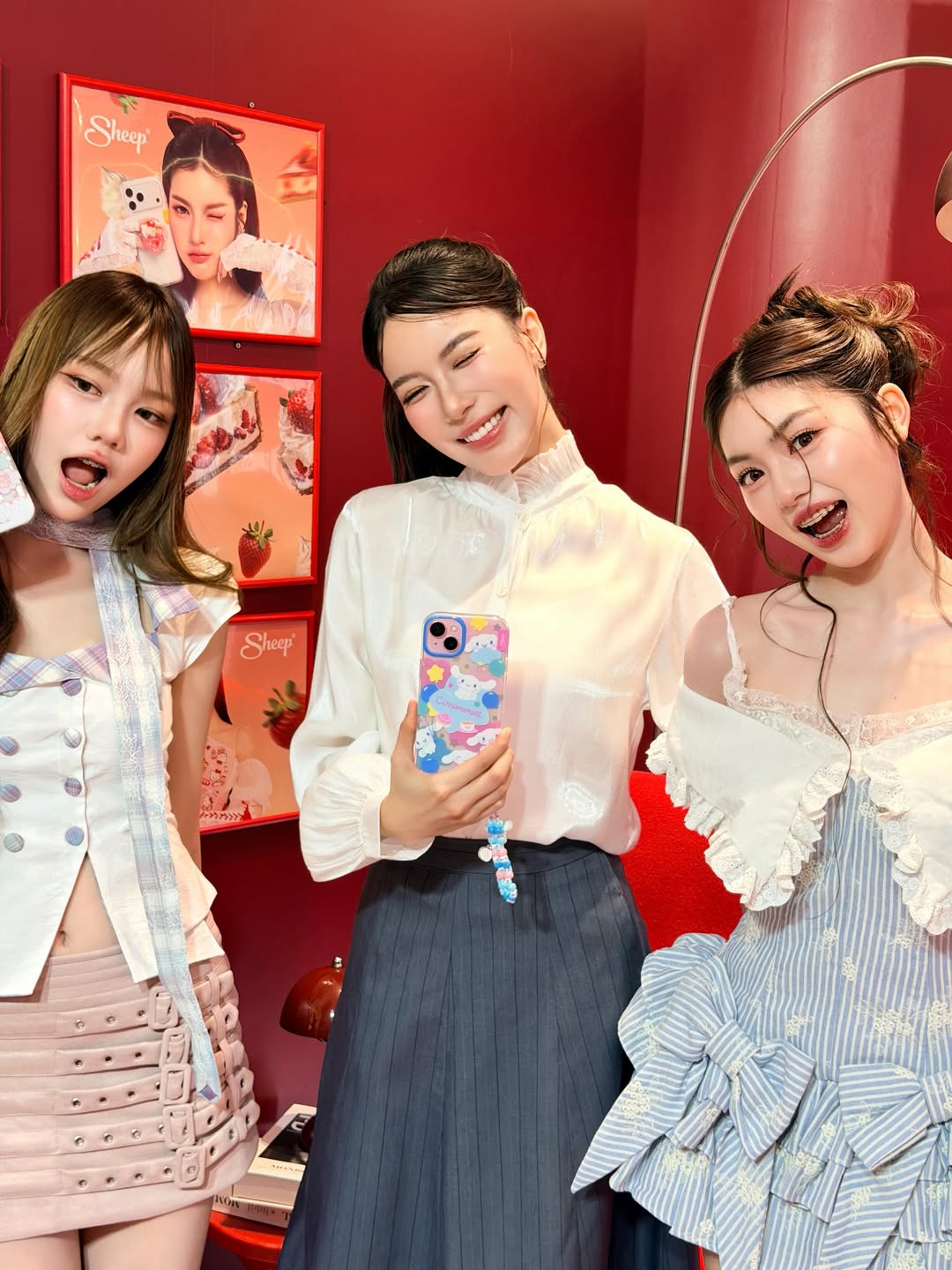 มุก - วรนิษฐ์ ถาวรวงศ์