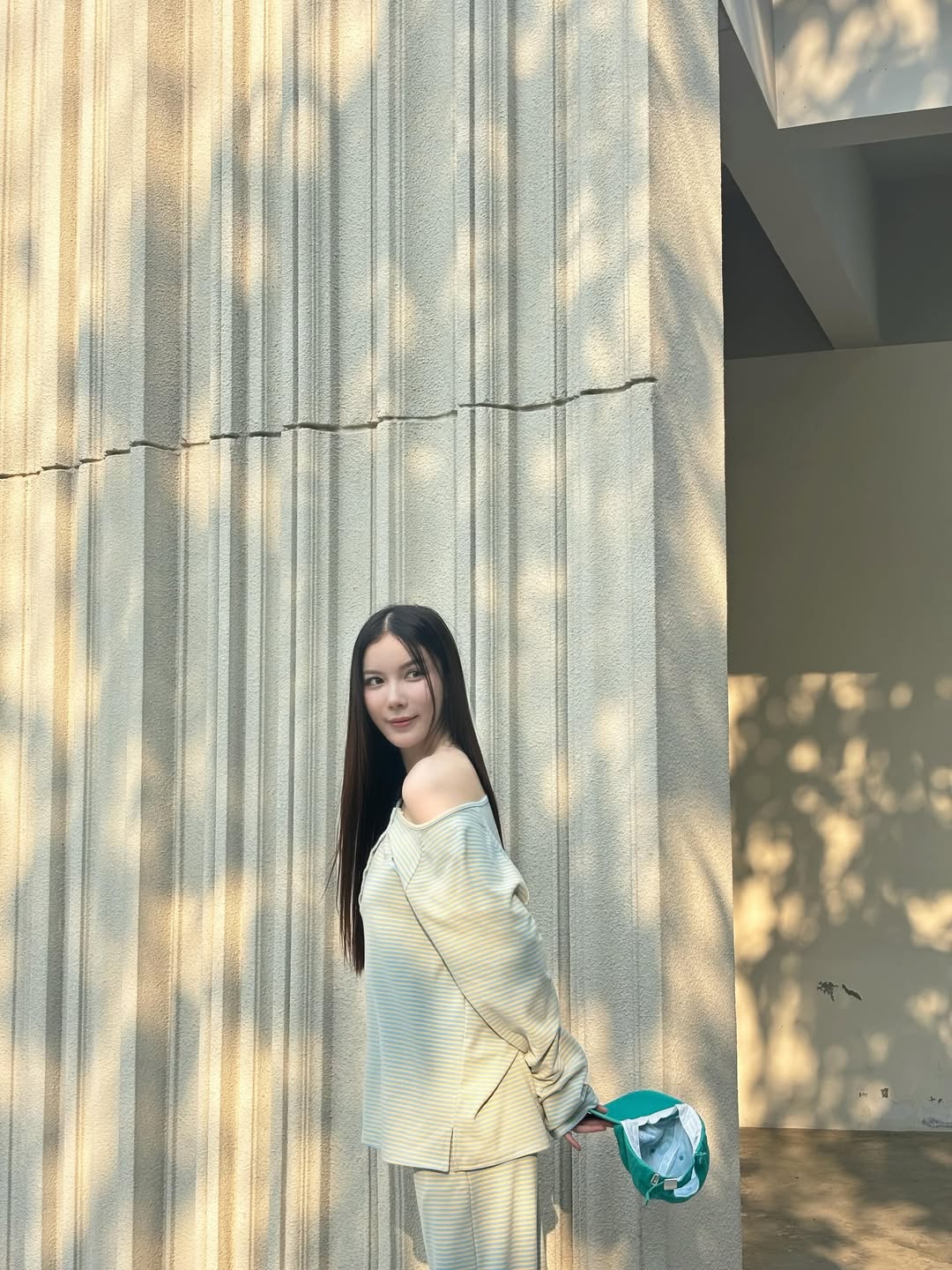 มุก - วรนิษฐ์ ถาวรวงศ์