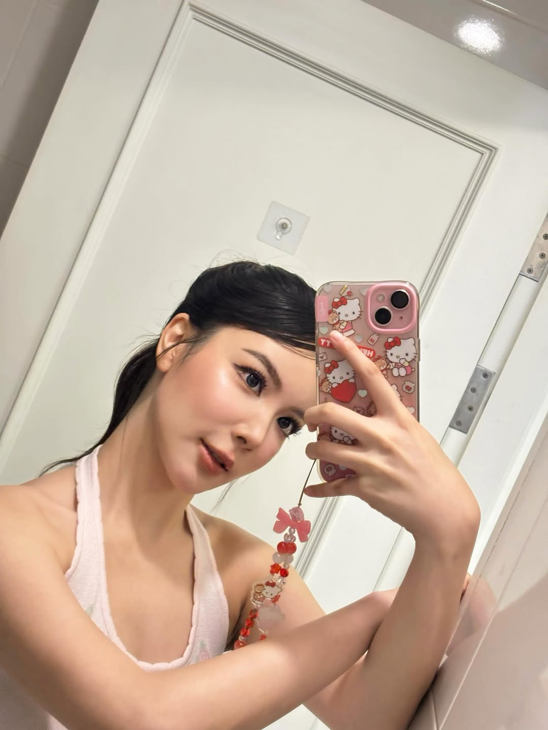 มุก - วรนิษฐ์ ถาวรวงศ์