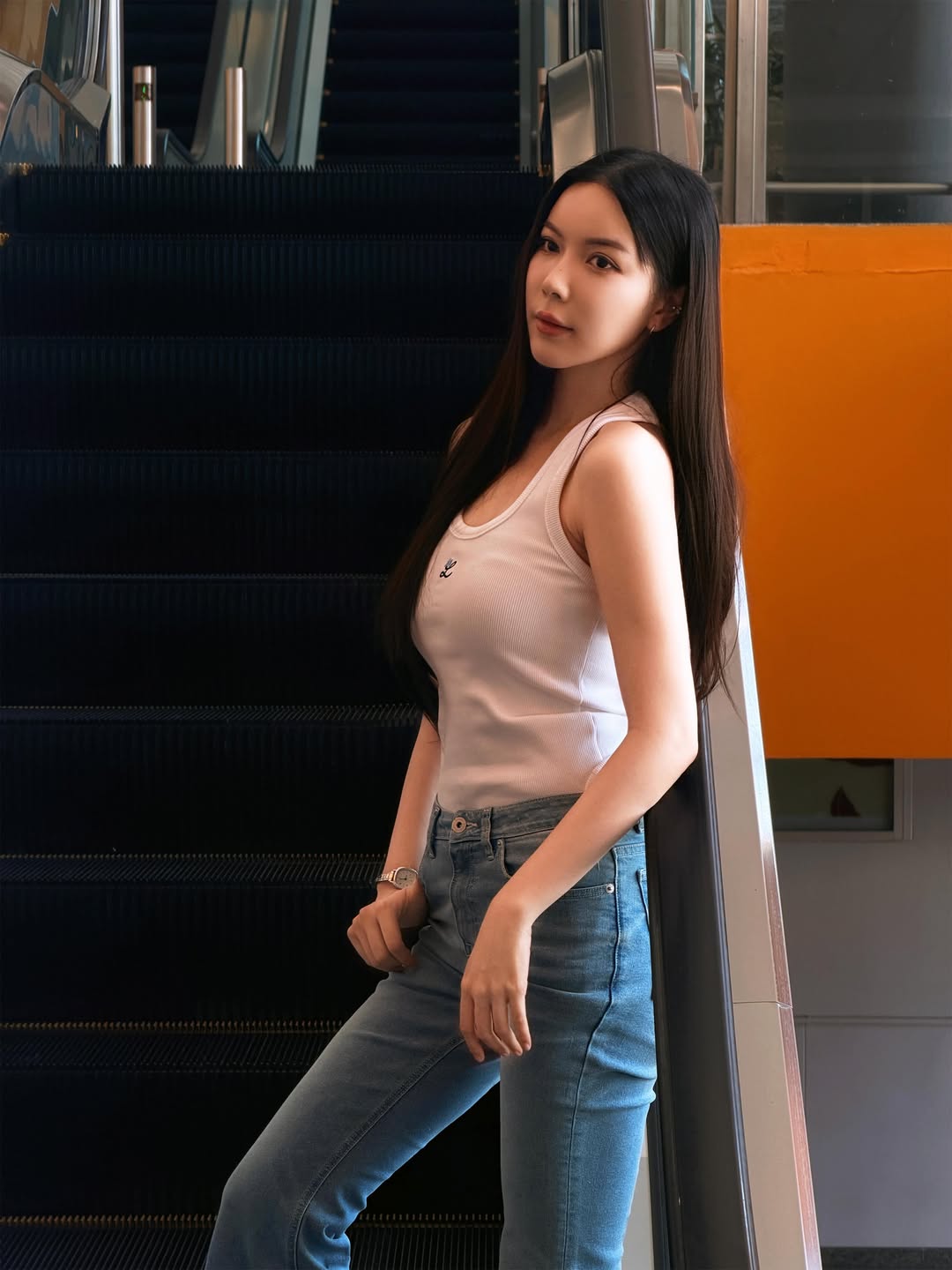 มุก - วรนิษฐ์ ถาวรวงศ์