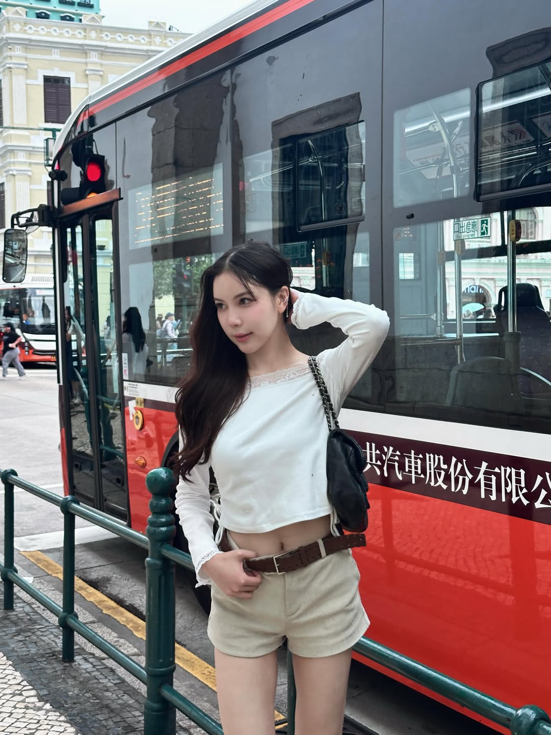 มุก - วรนิษฐ์ ถาวรวงศ์