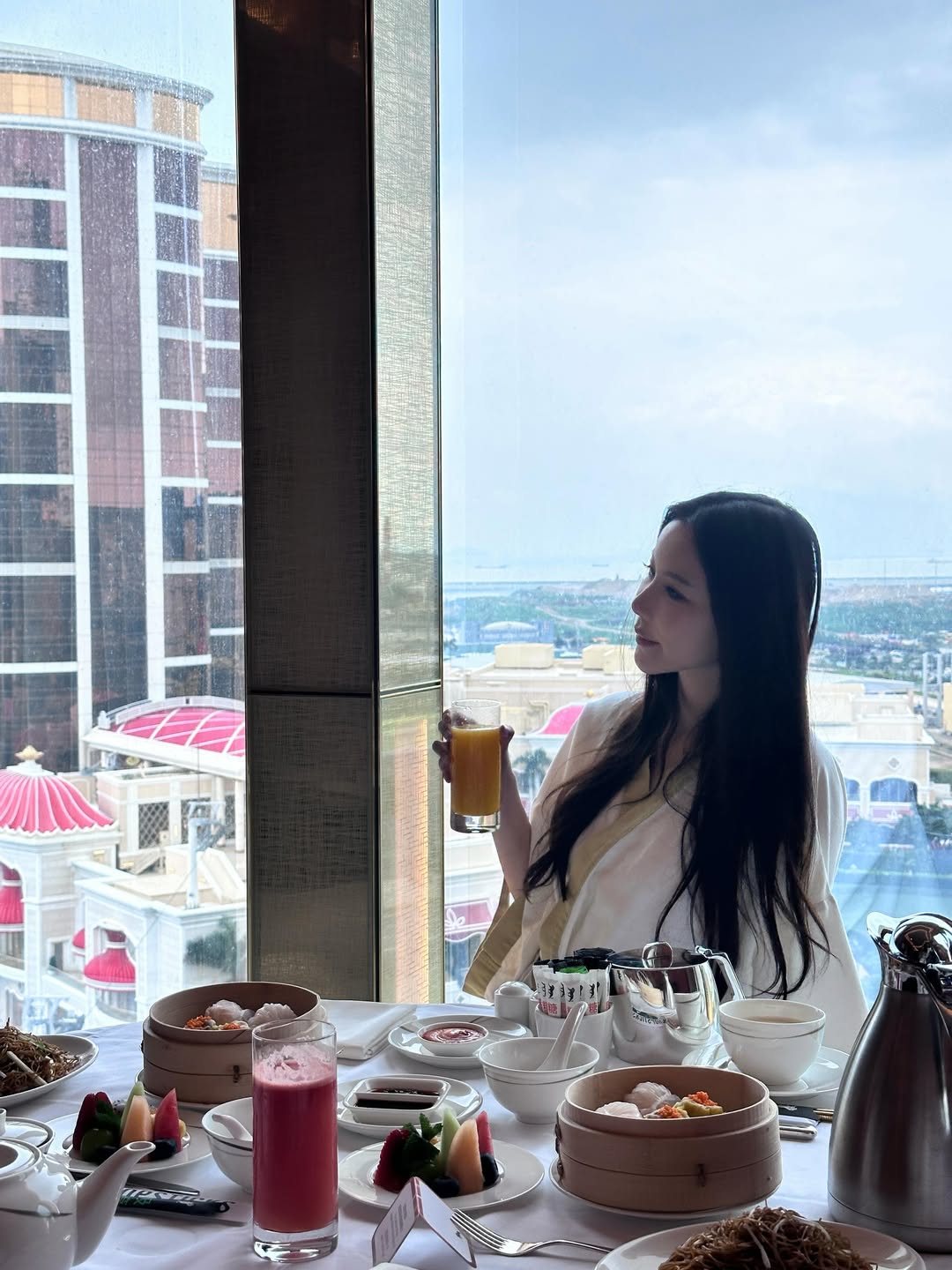 มุก - วรนิษฐ์ ถาวรวงศ์