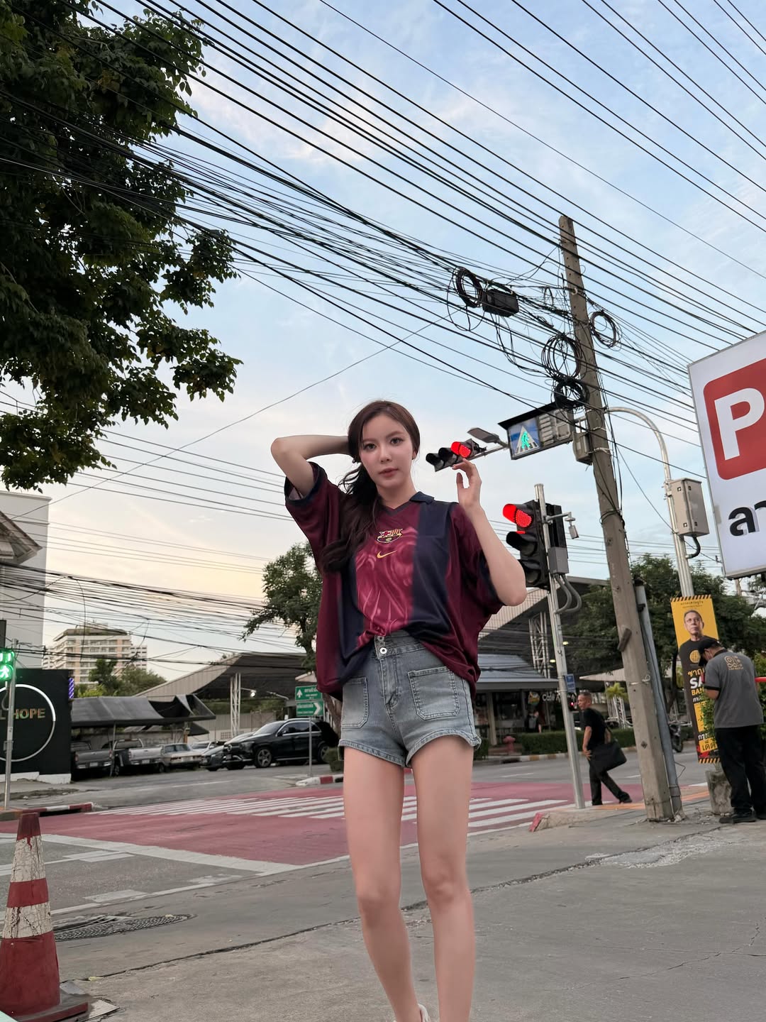 มุก - วรนิษฐ์ ถาวรวงศ์