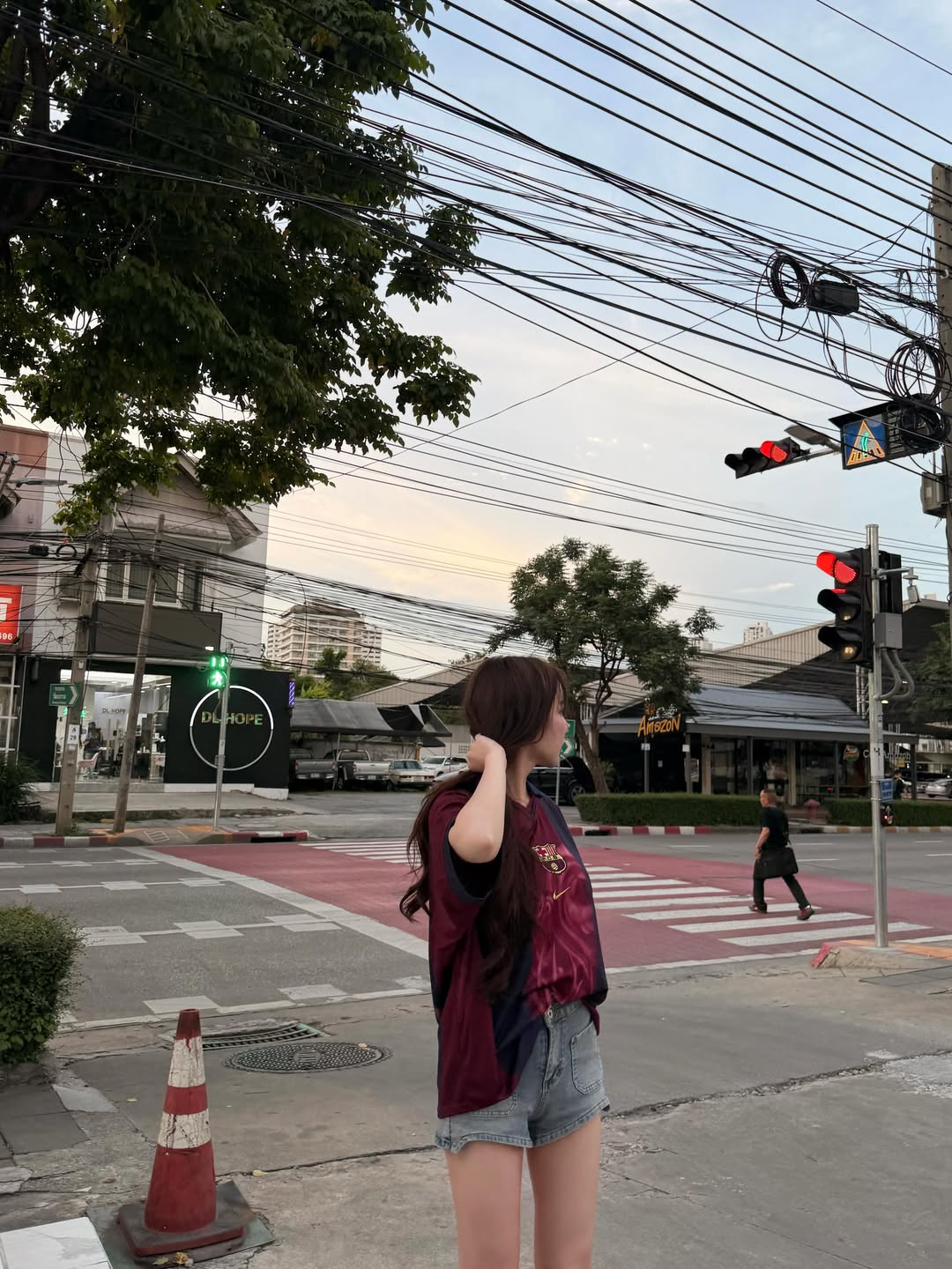 มุก - วรนิษฐ์ ถาวรวงศ์