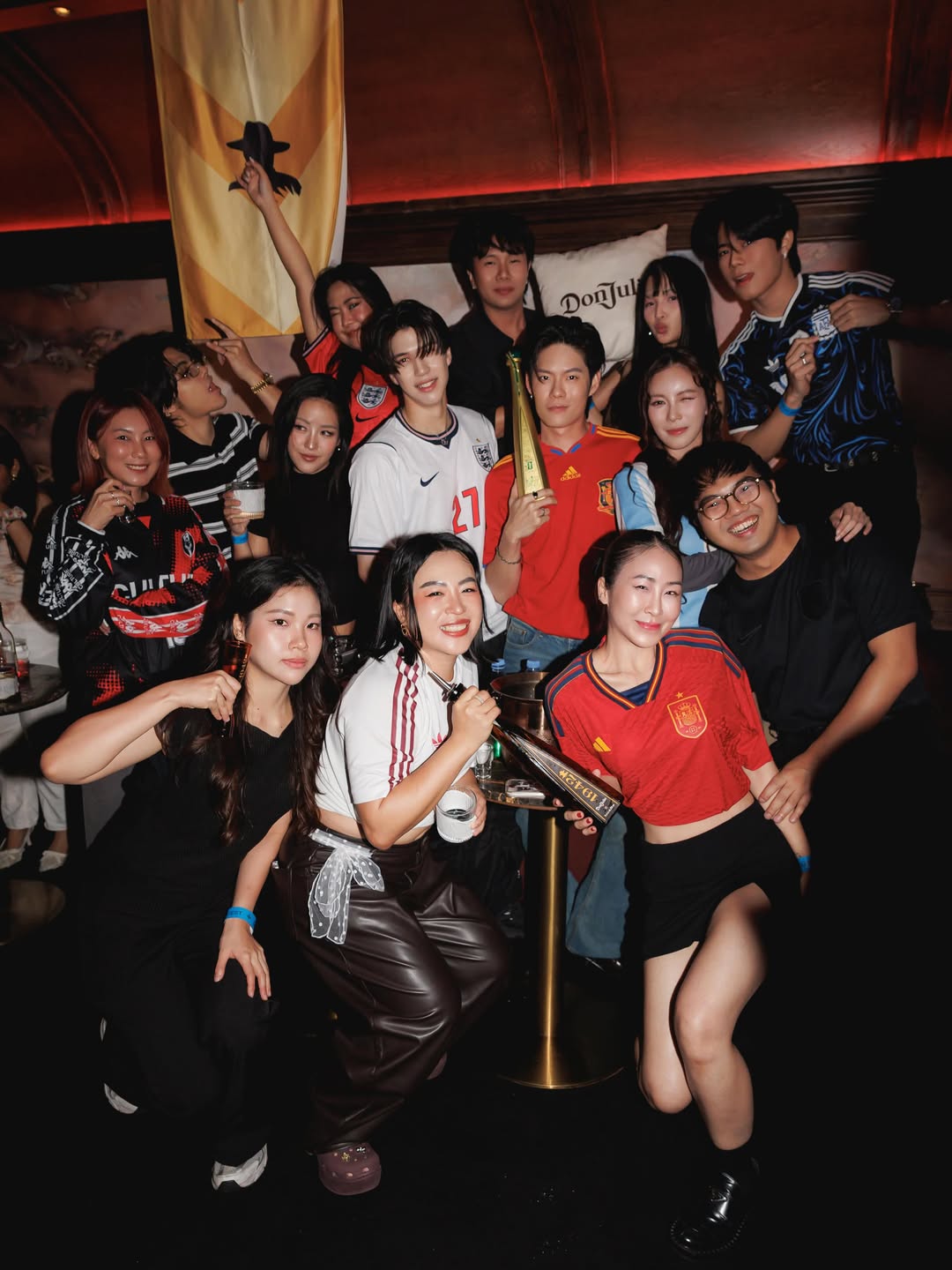 มุก - วรนิษฐ์ ถาวรวงศ์
