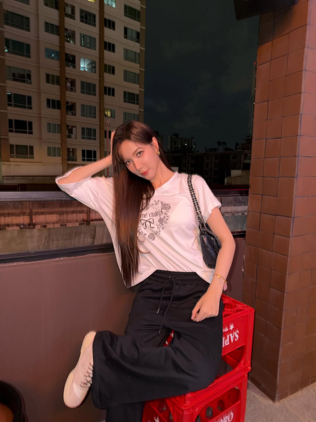 มุก - วรนิษฐ์ ถาวรวงศ์
