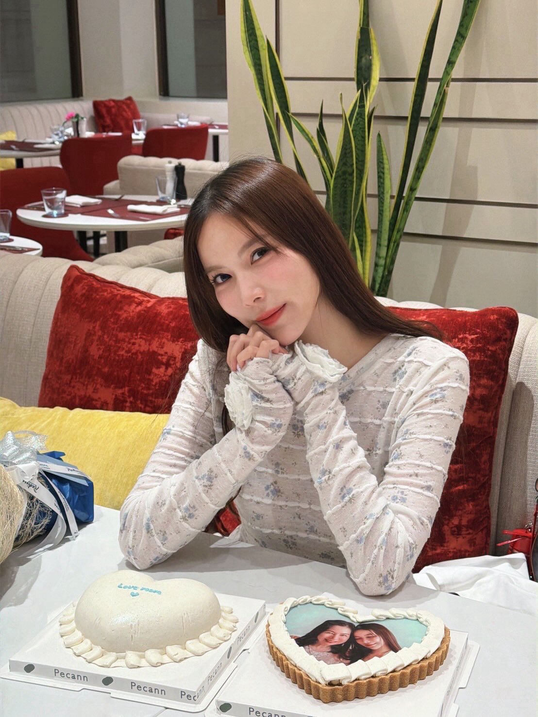 มุก - วรนิษฐ์ ถาวรวงศ์