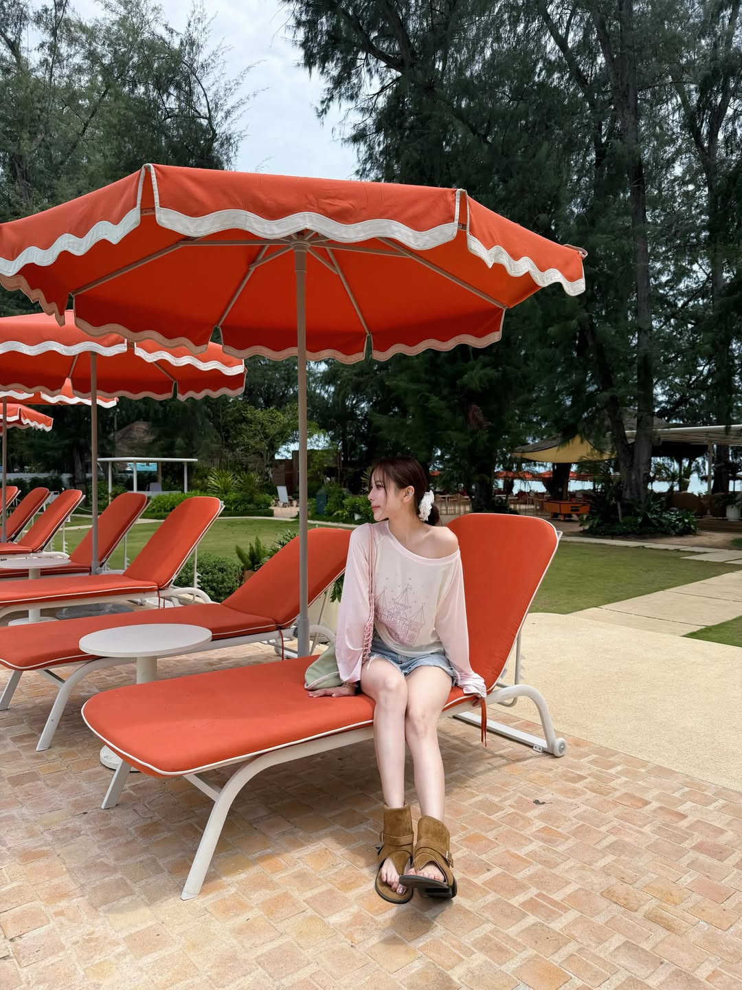 มุก - วรนิษฐ์ ถาวรวงศ์