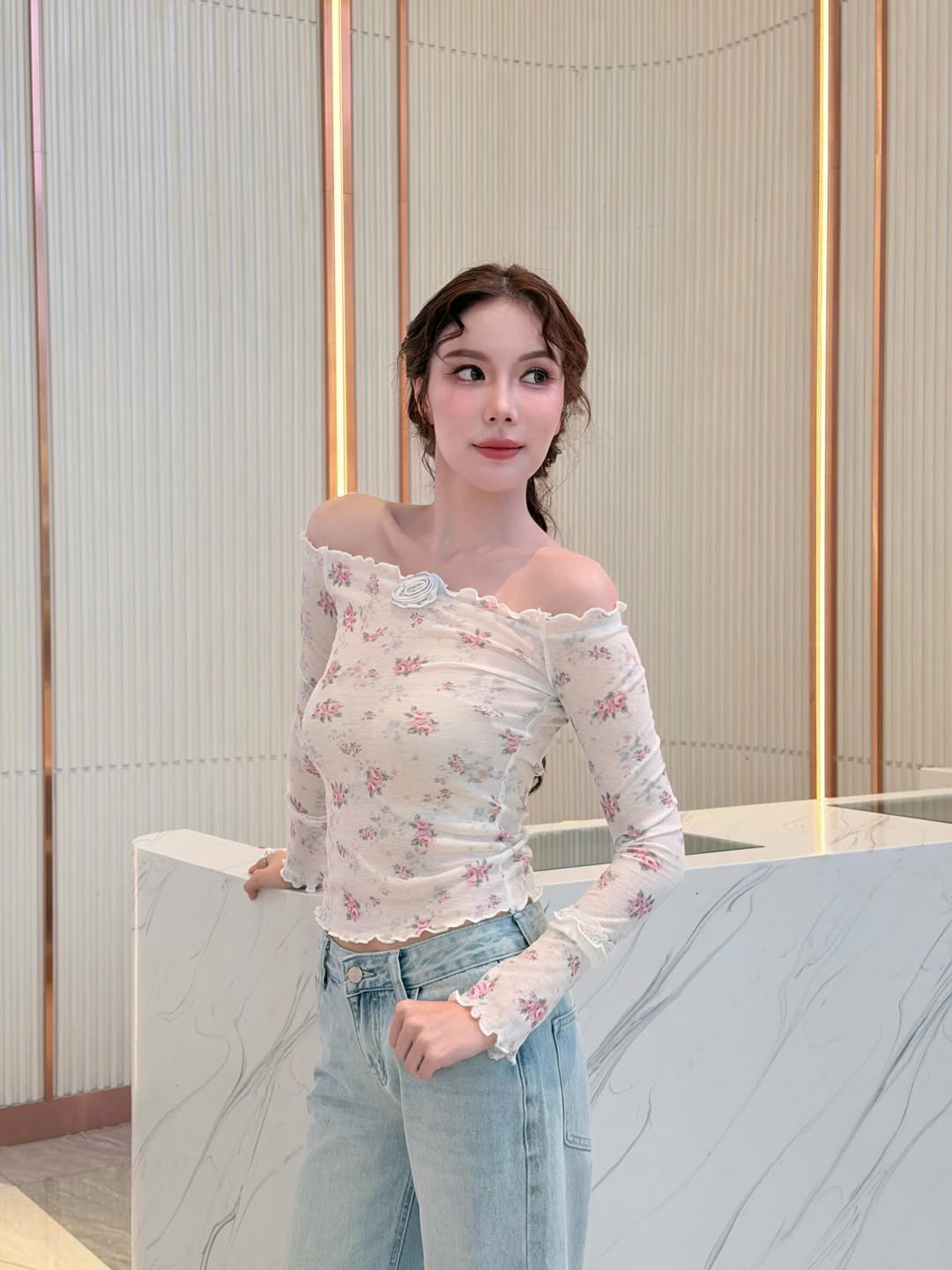 มุก - วรนิษฐ์ ถาวรวงศ์