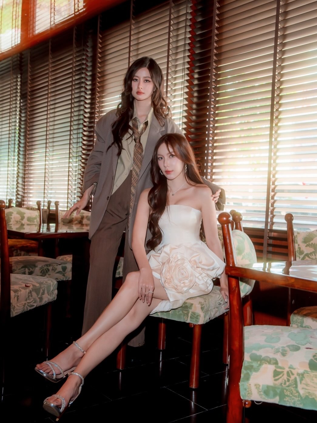 มุก - วรนิษฐ์ ถาวรวงศ์