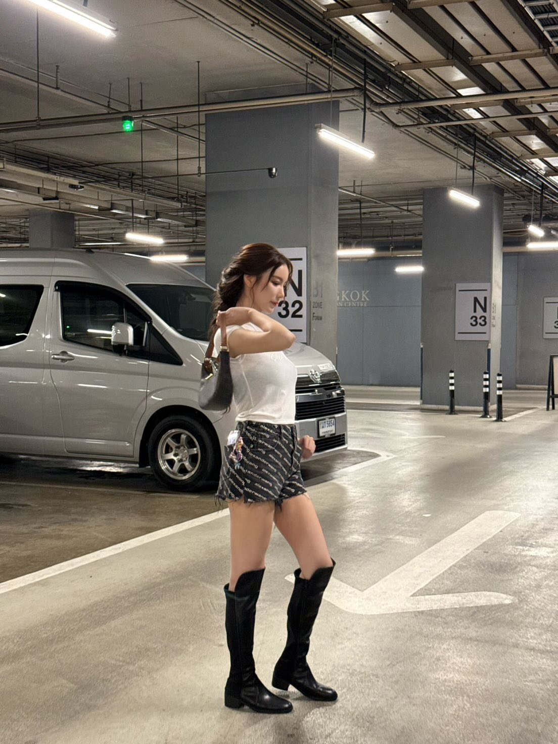 มุก - วรนิษฐ์ ถาวรวงศ์