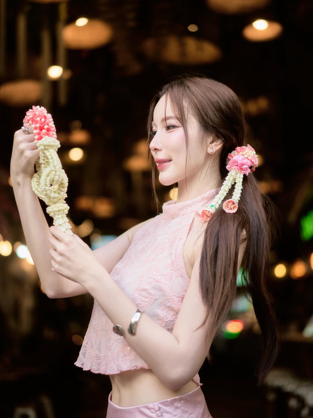 มุก - วรนิษฐ์ ถาวรวงศ์