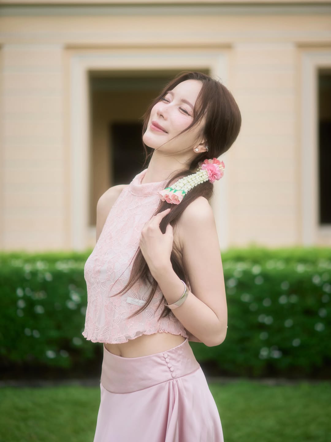 มุก - วรนิษฐ์ ถาวรวงศ์