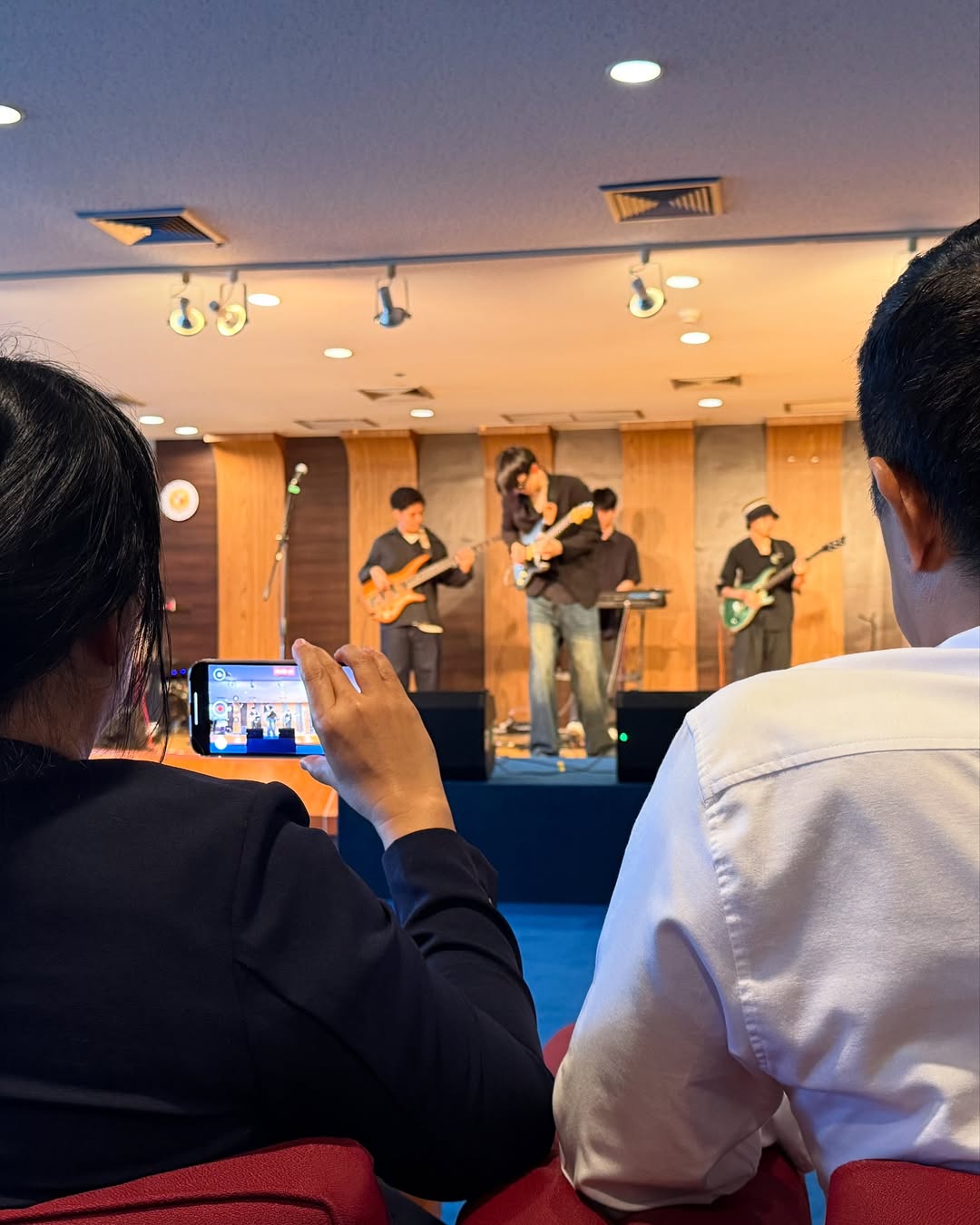 โอม - ภวัต จิตต์สว่างดี